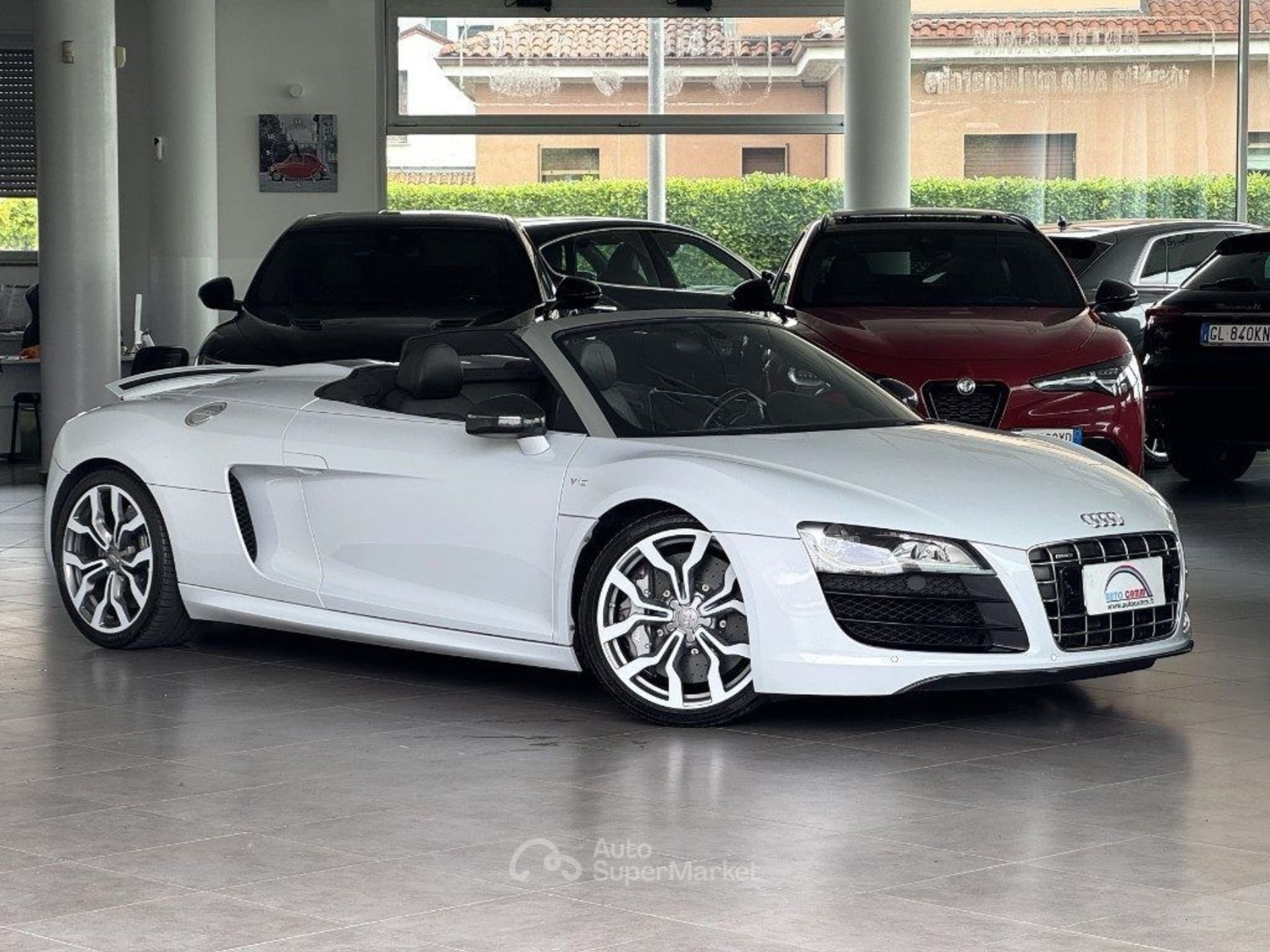 Audi R8