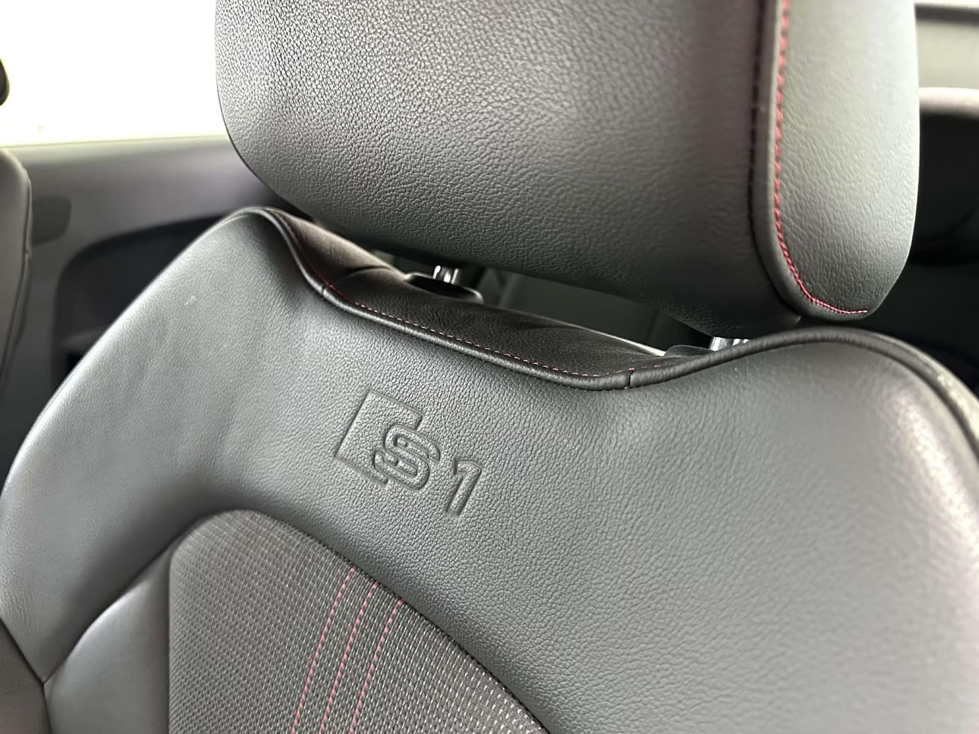 Audi S1