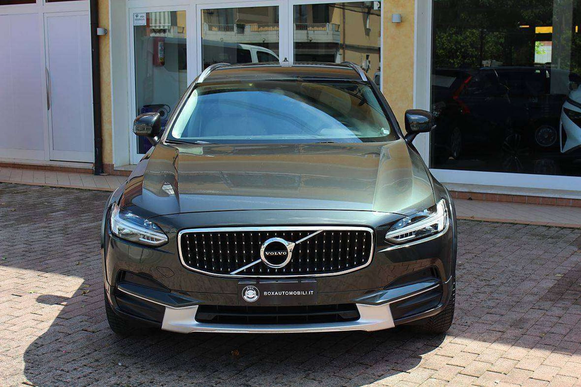 Volvo V90 Cross Country