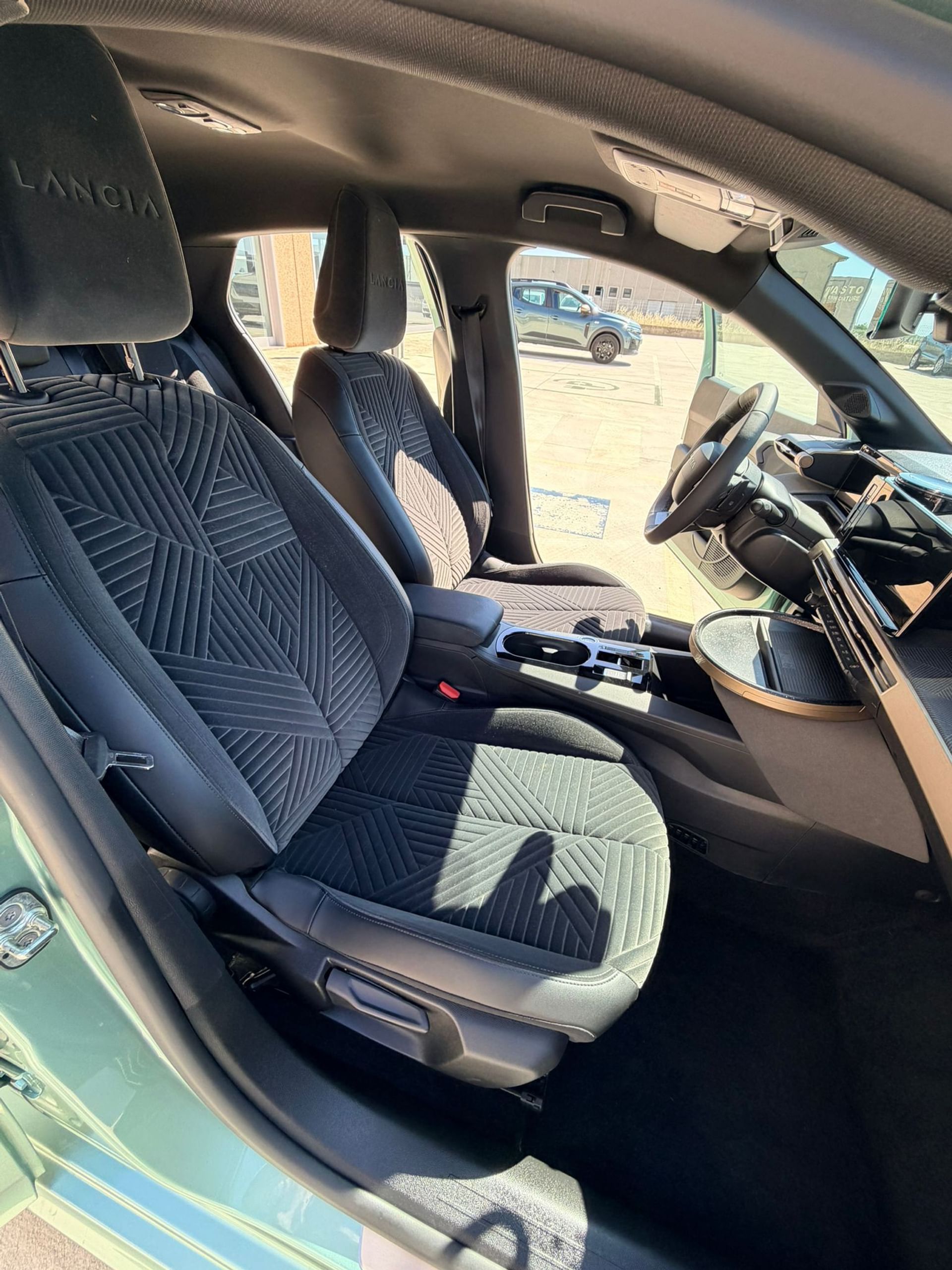 Lancia Ypsilon