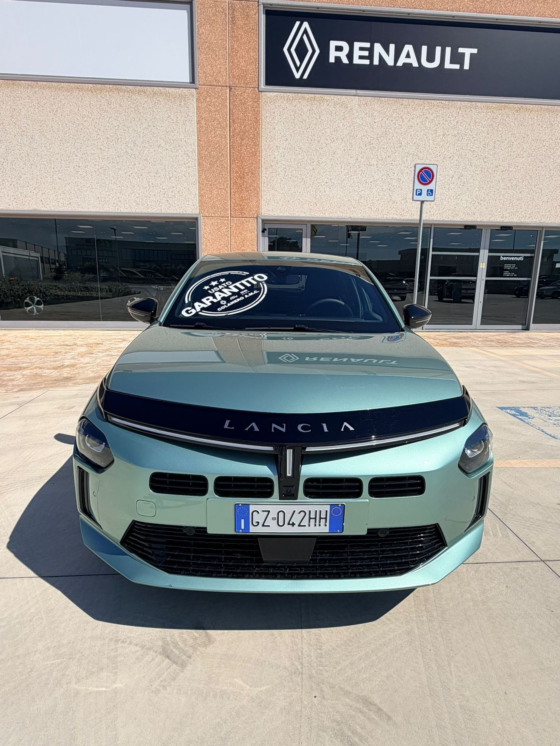 Lancia Ypsilon