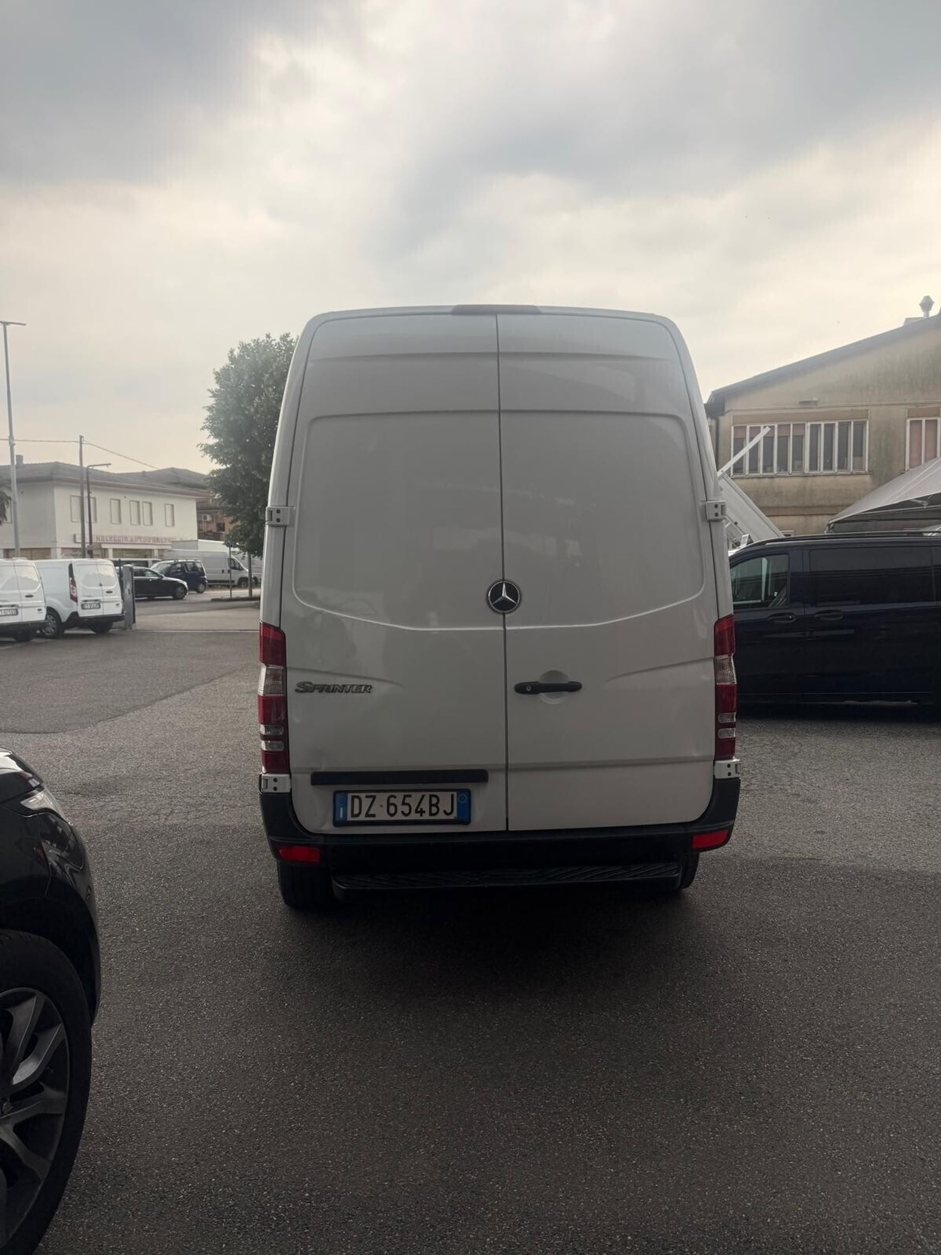 Mercedes-Benz Sprinter