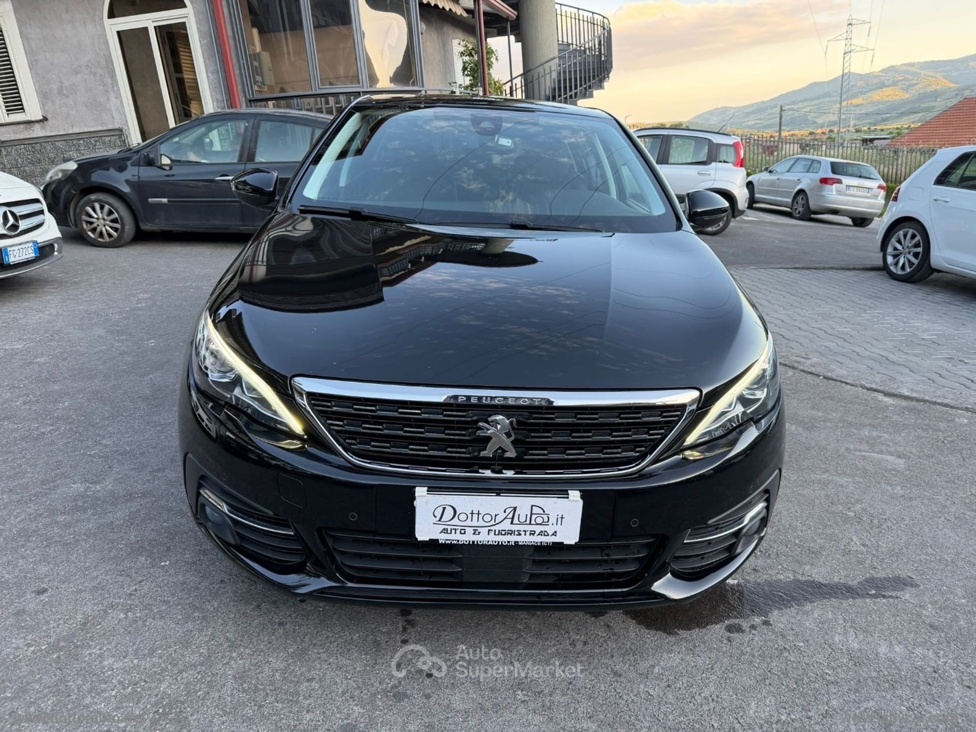 Peugeot 308