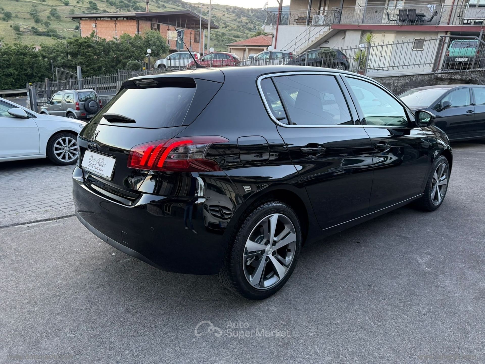 Peugeot 308