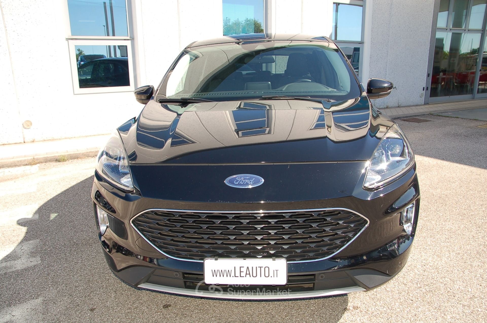 Ford Kuga 1.5 TDCI 120CV FORD KUGA 1.5 Ecoblue Connect 2WD 120cv