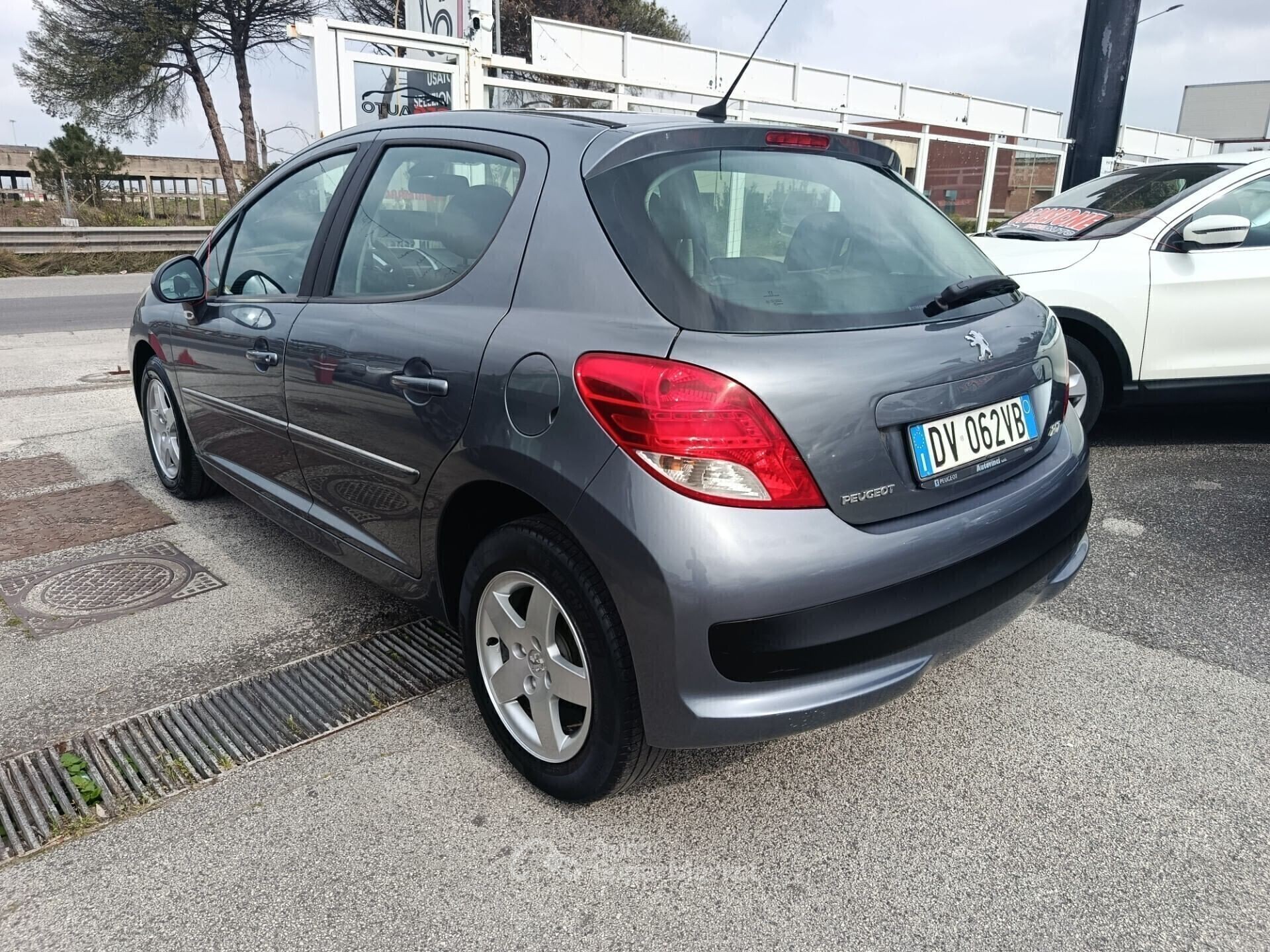 Peugeot 207