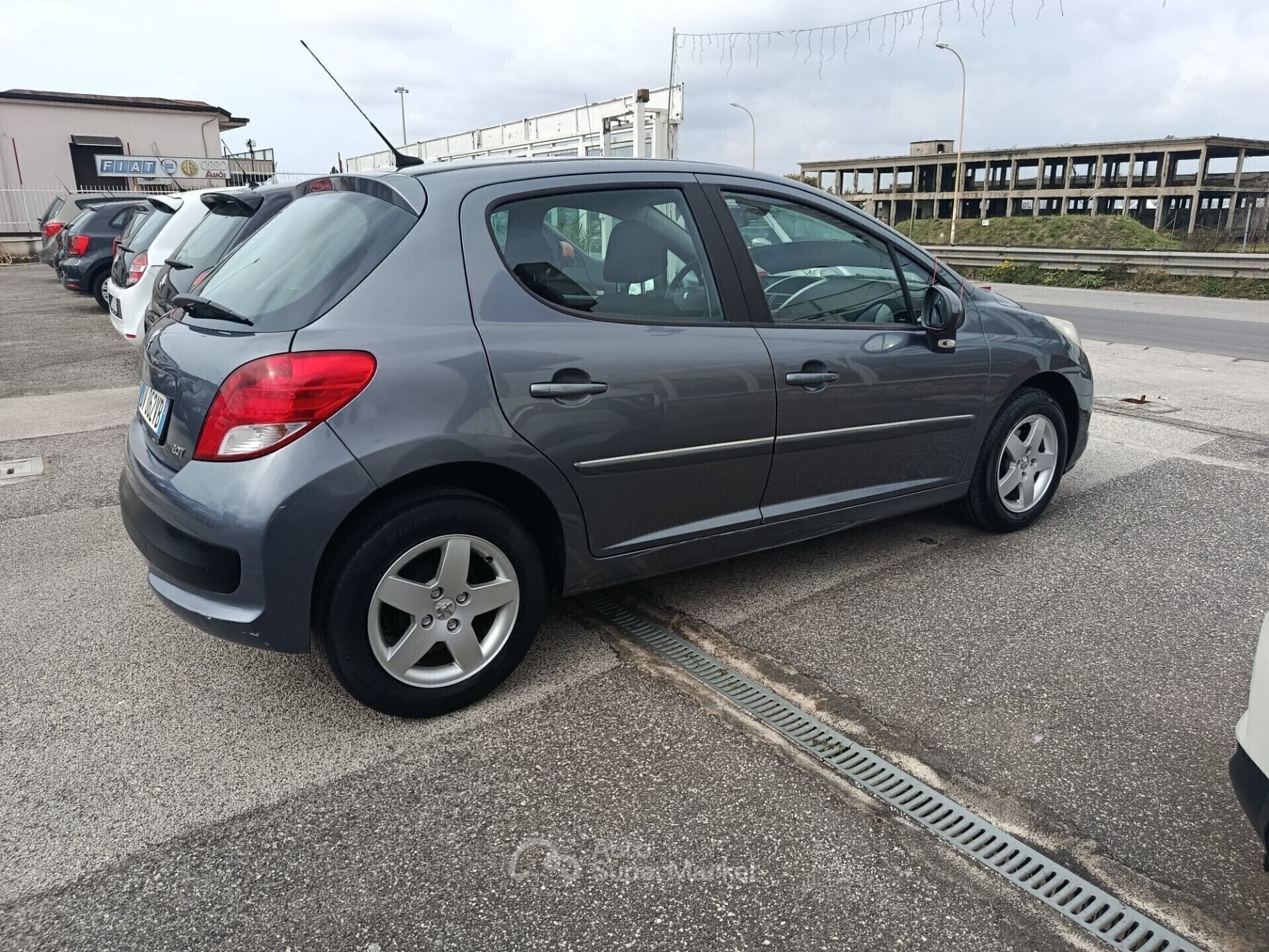 Peugeot 207