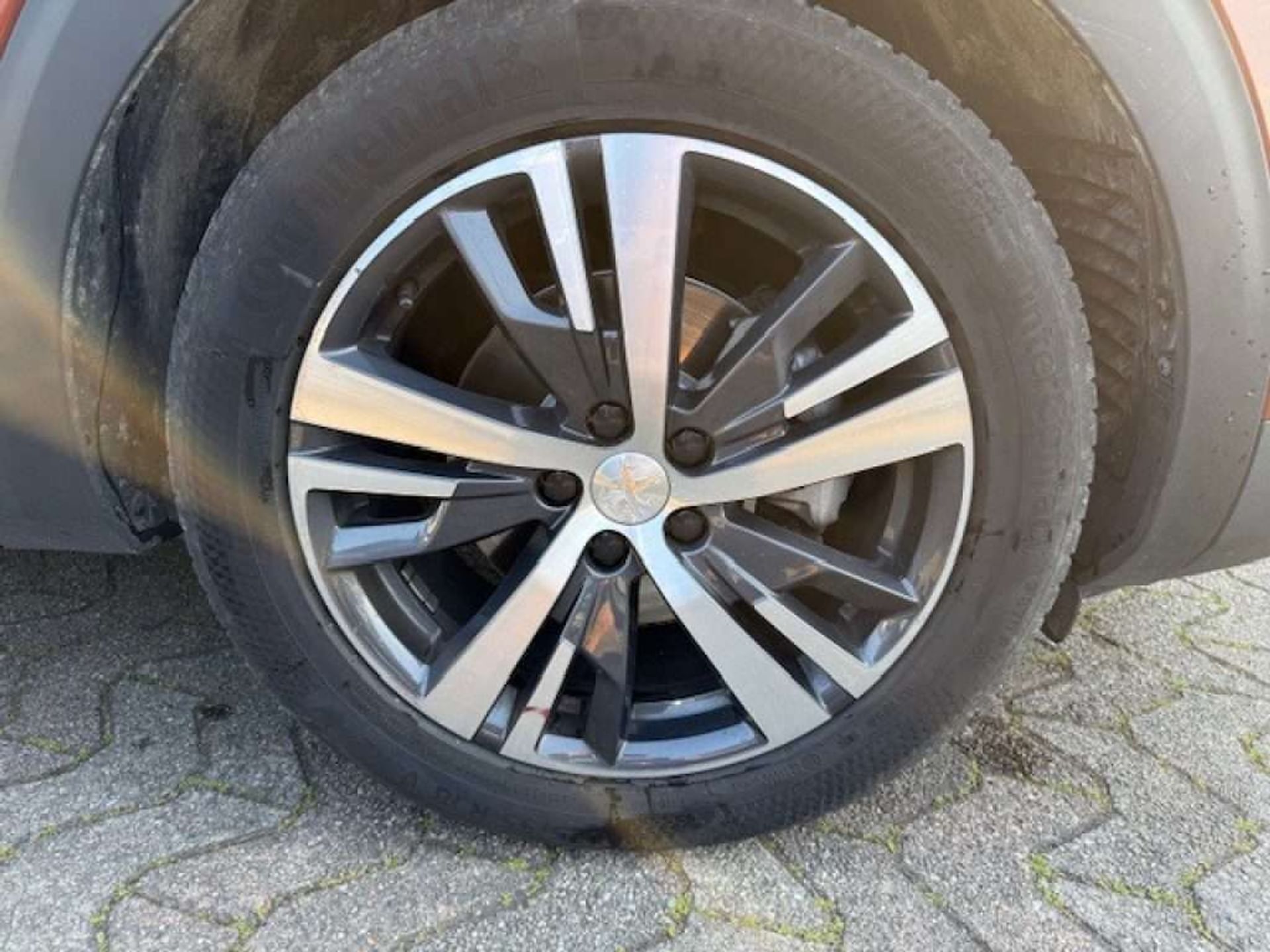 Peugeot 5008