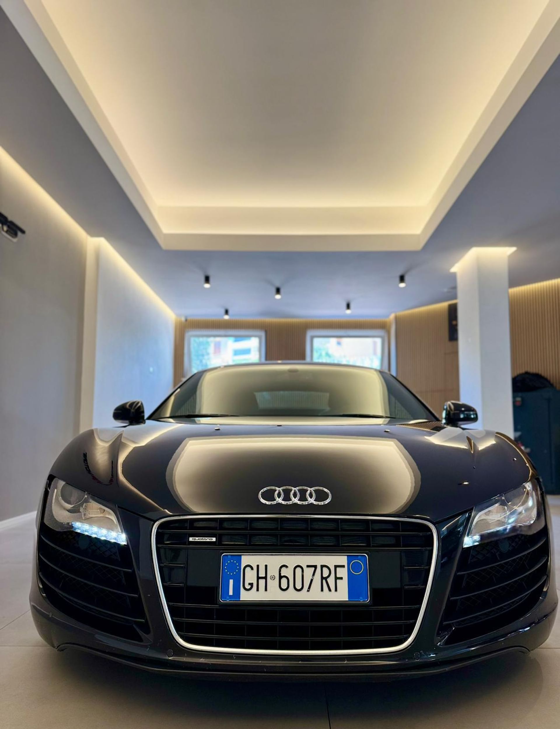 Audi R8