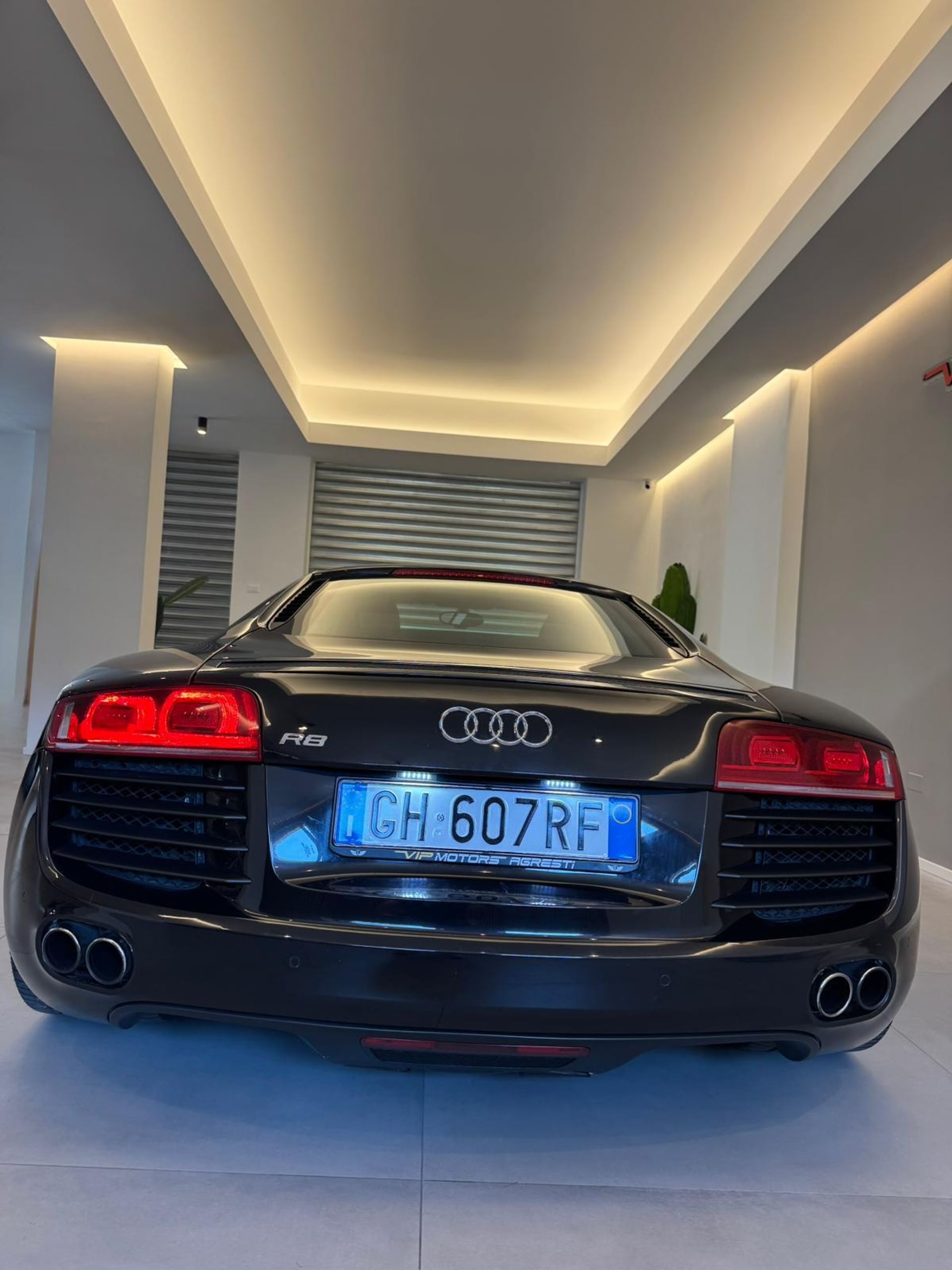 Audi R8