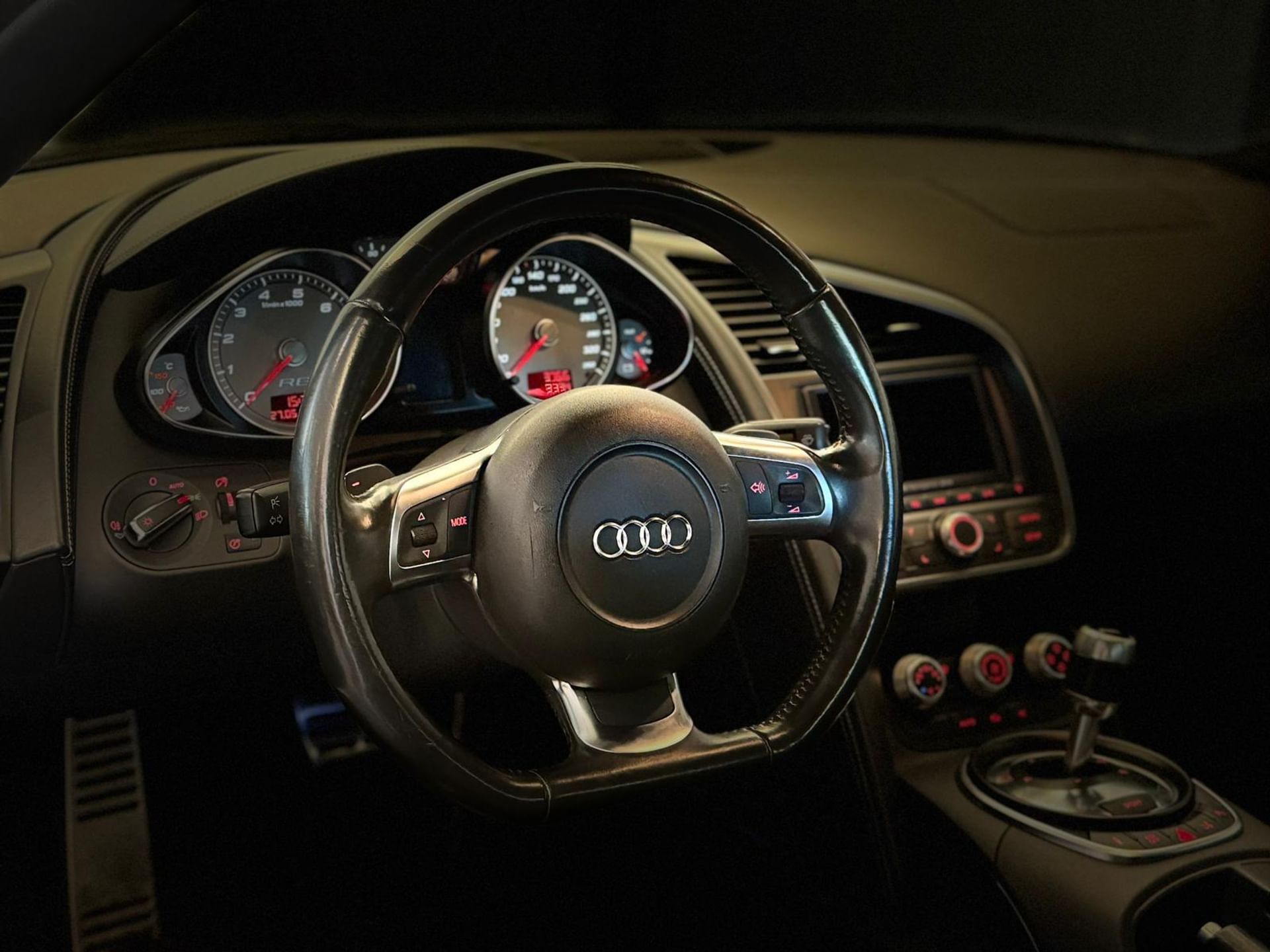 Audi R8