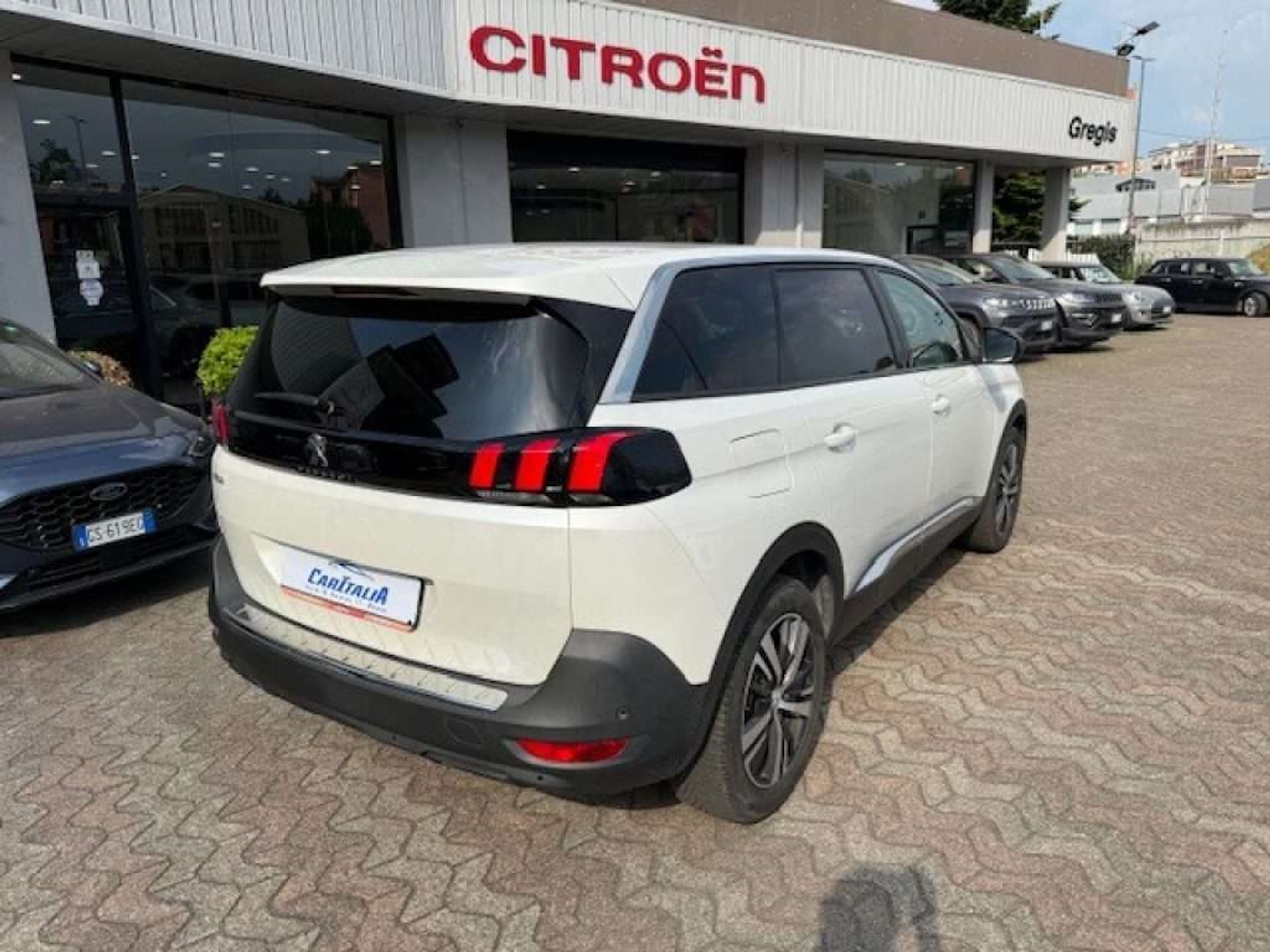 Peugeot 5008