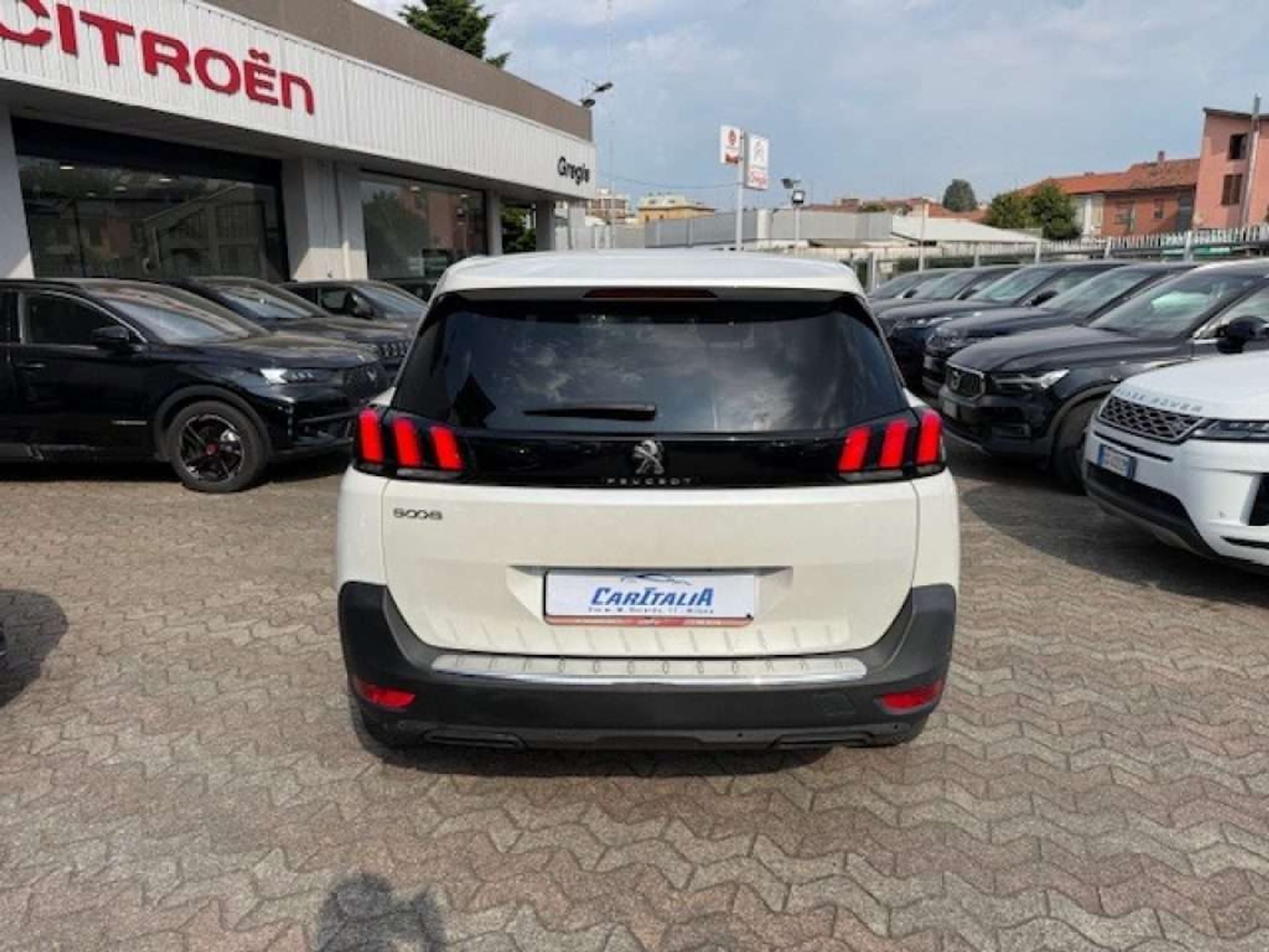 Peugeot 5008