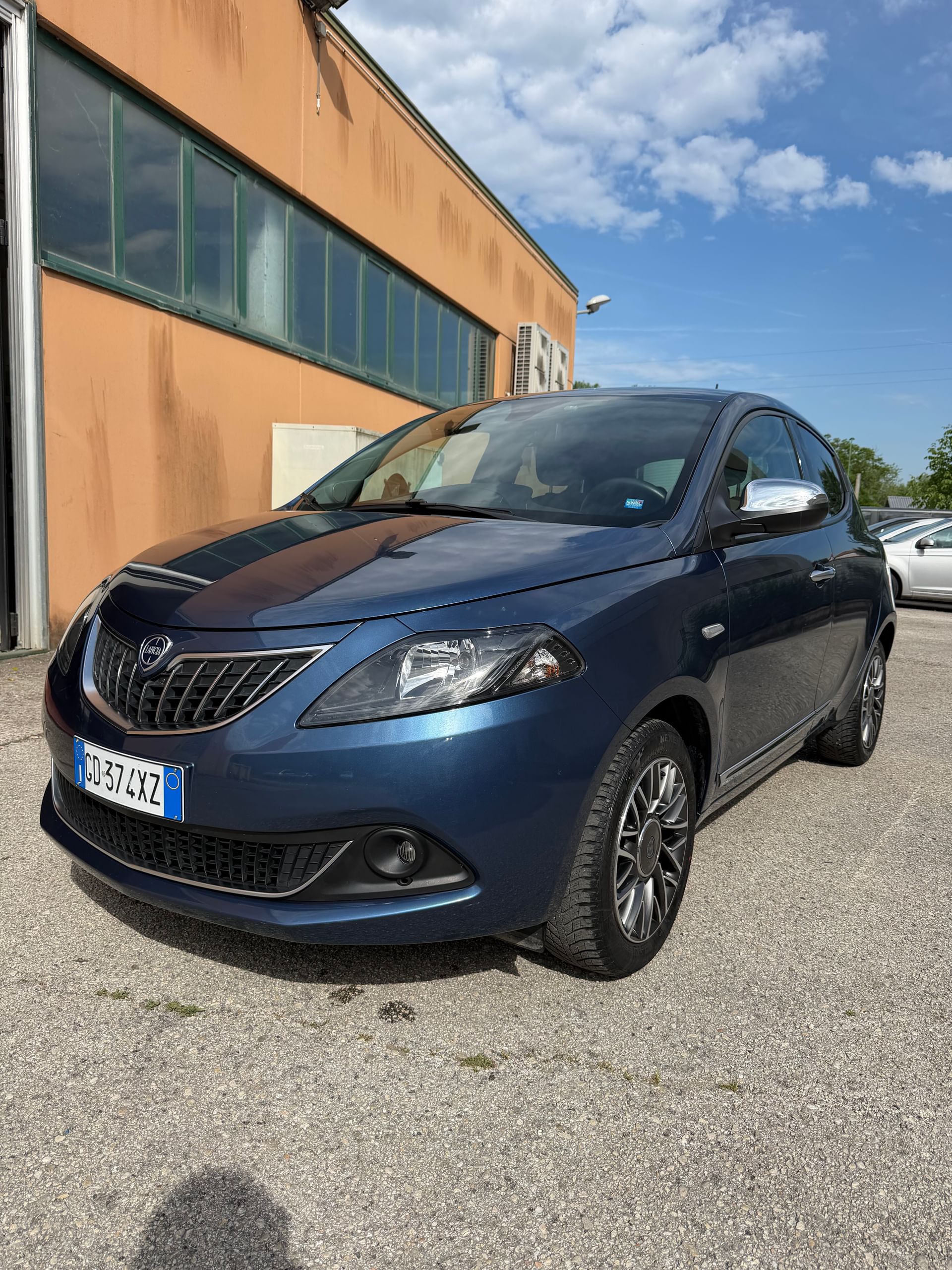 Lancia Ypsilon