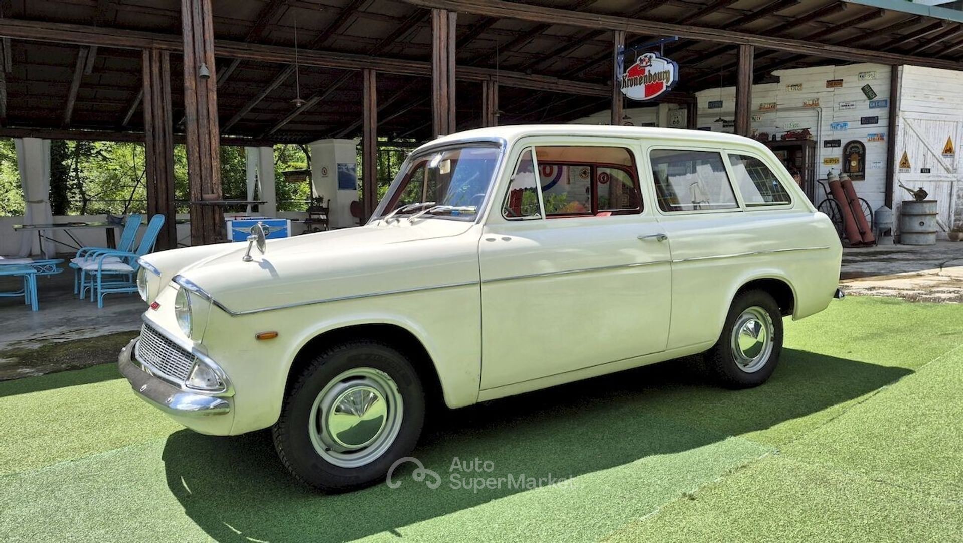 Ford Anglia