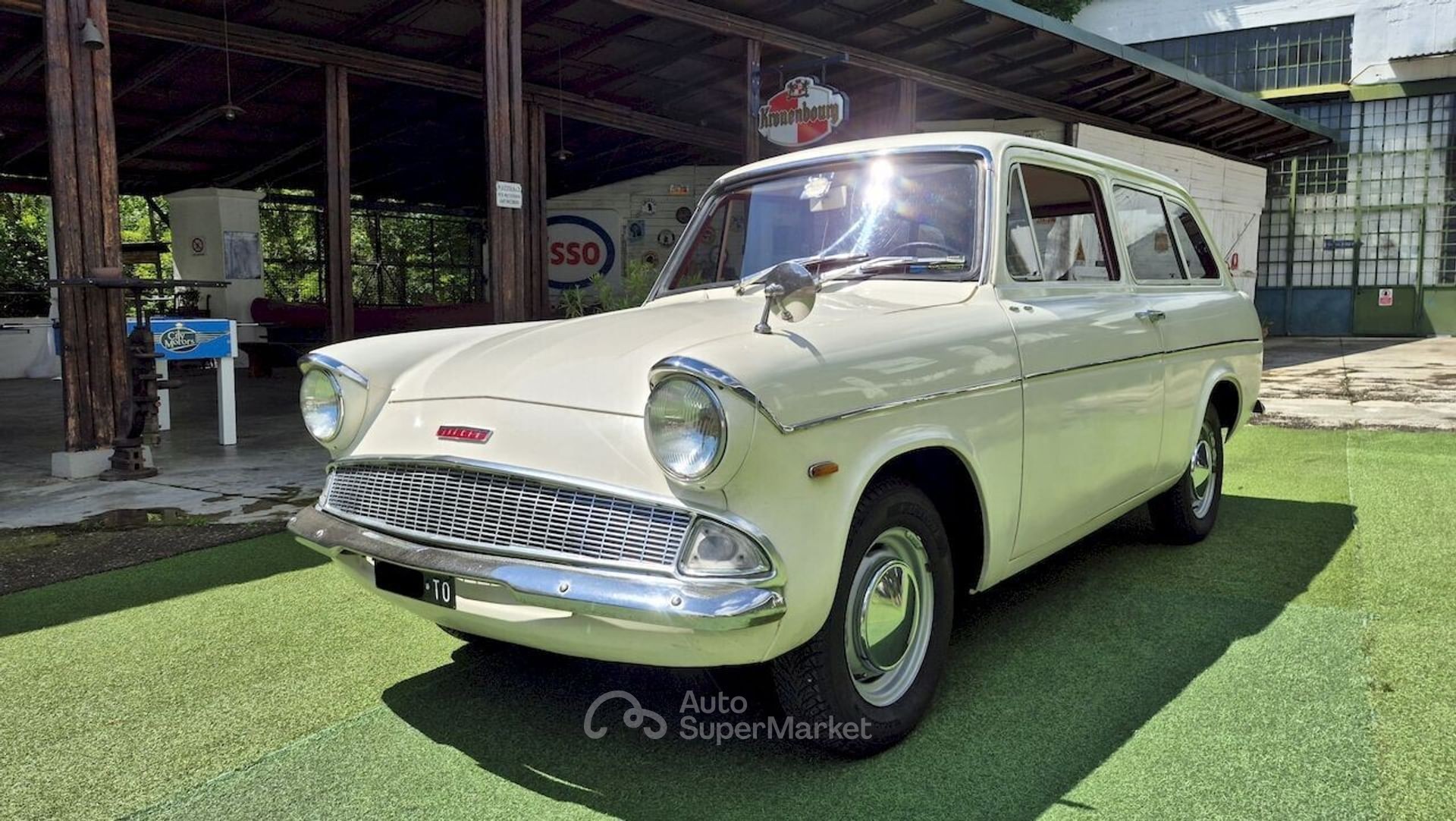 Ford Anglia