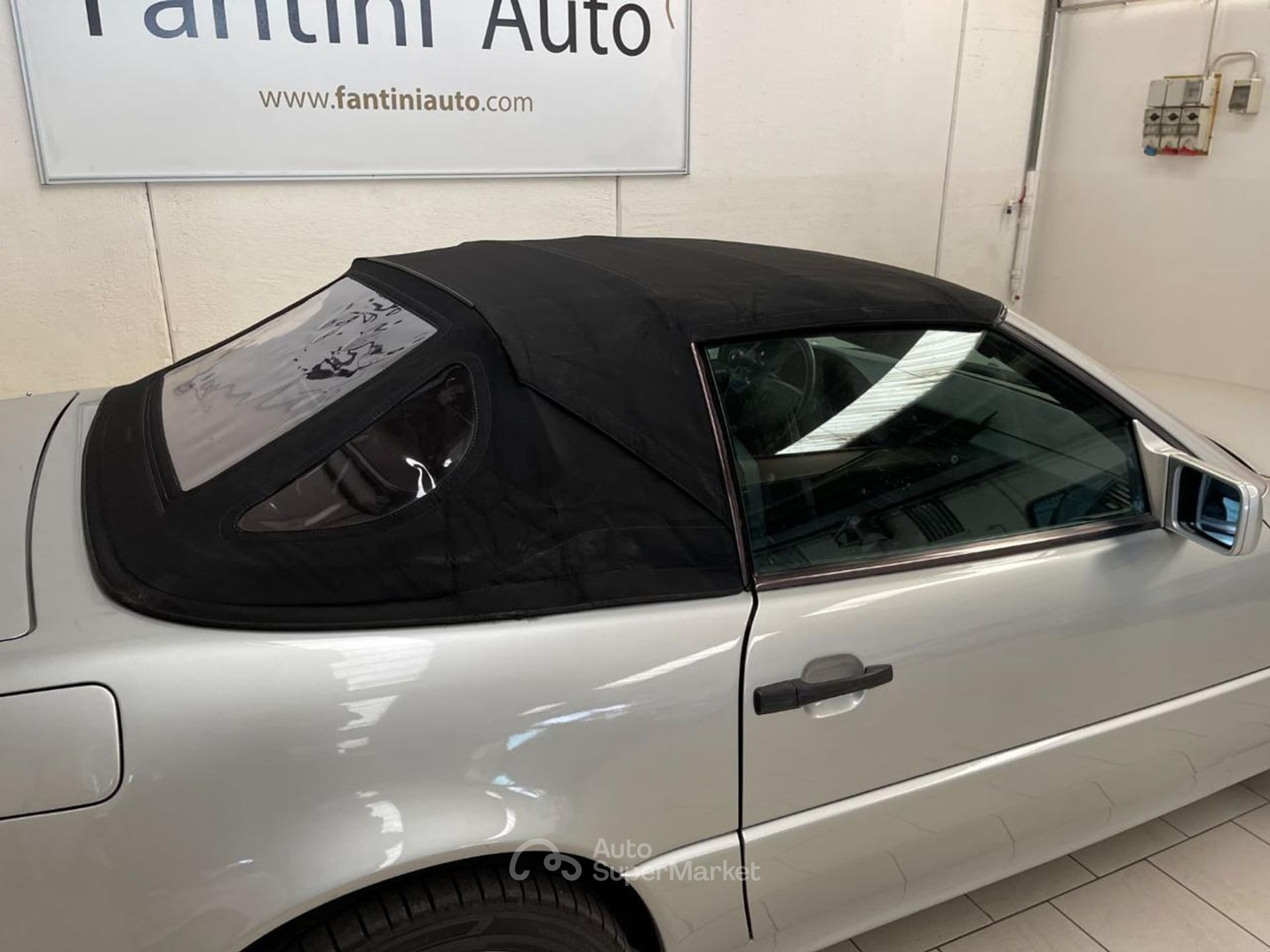 Mercedes-Benz SL 320