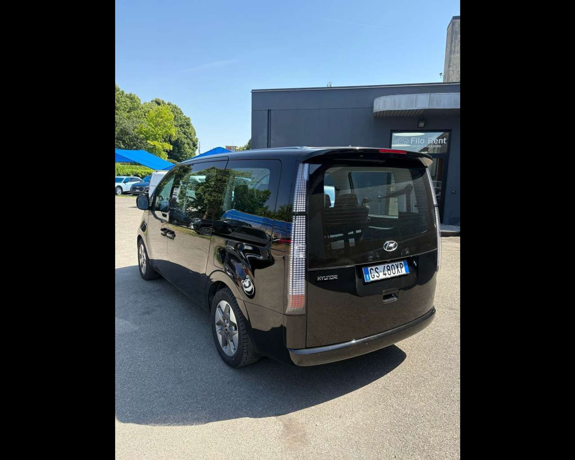 Hyundai Staria