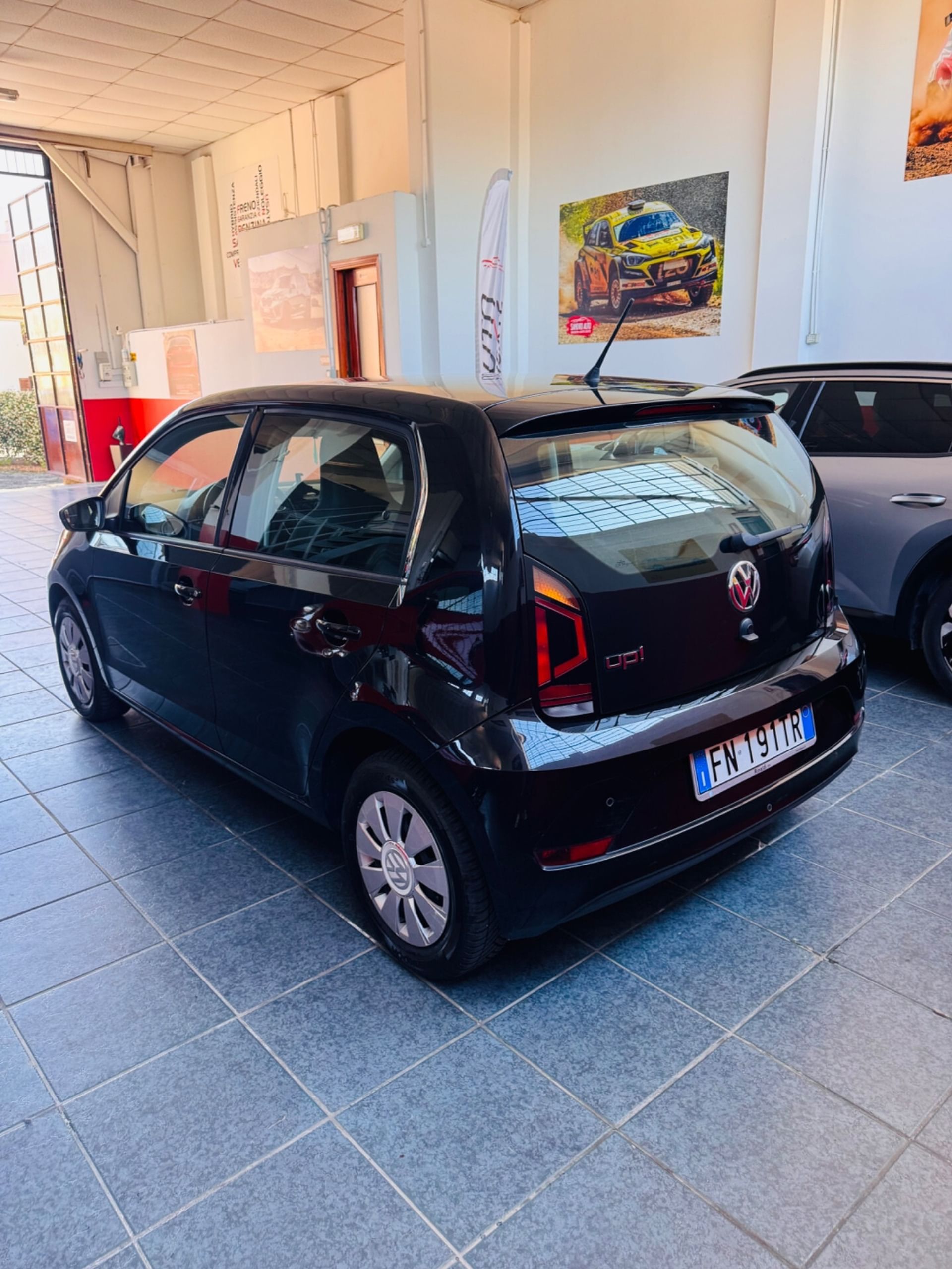 Volkswagen up!