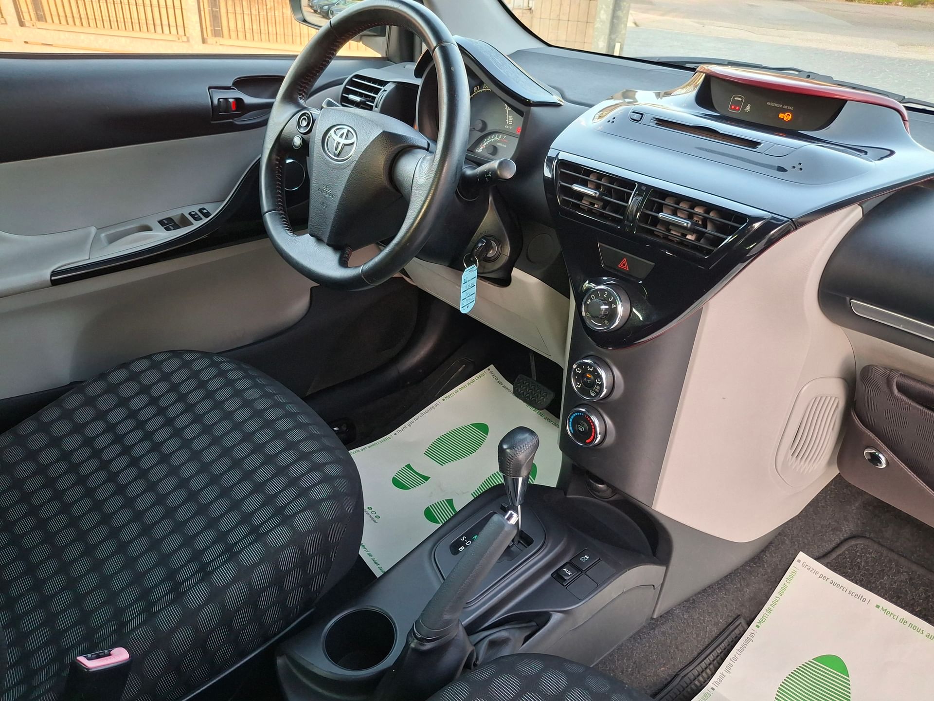 Toyota iQ
