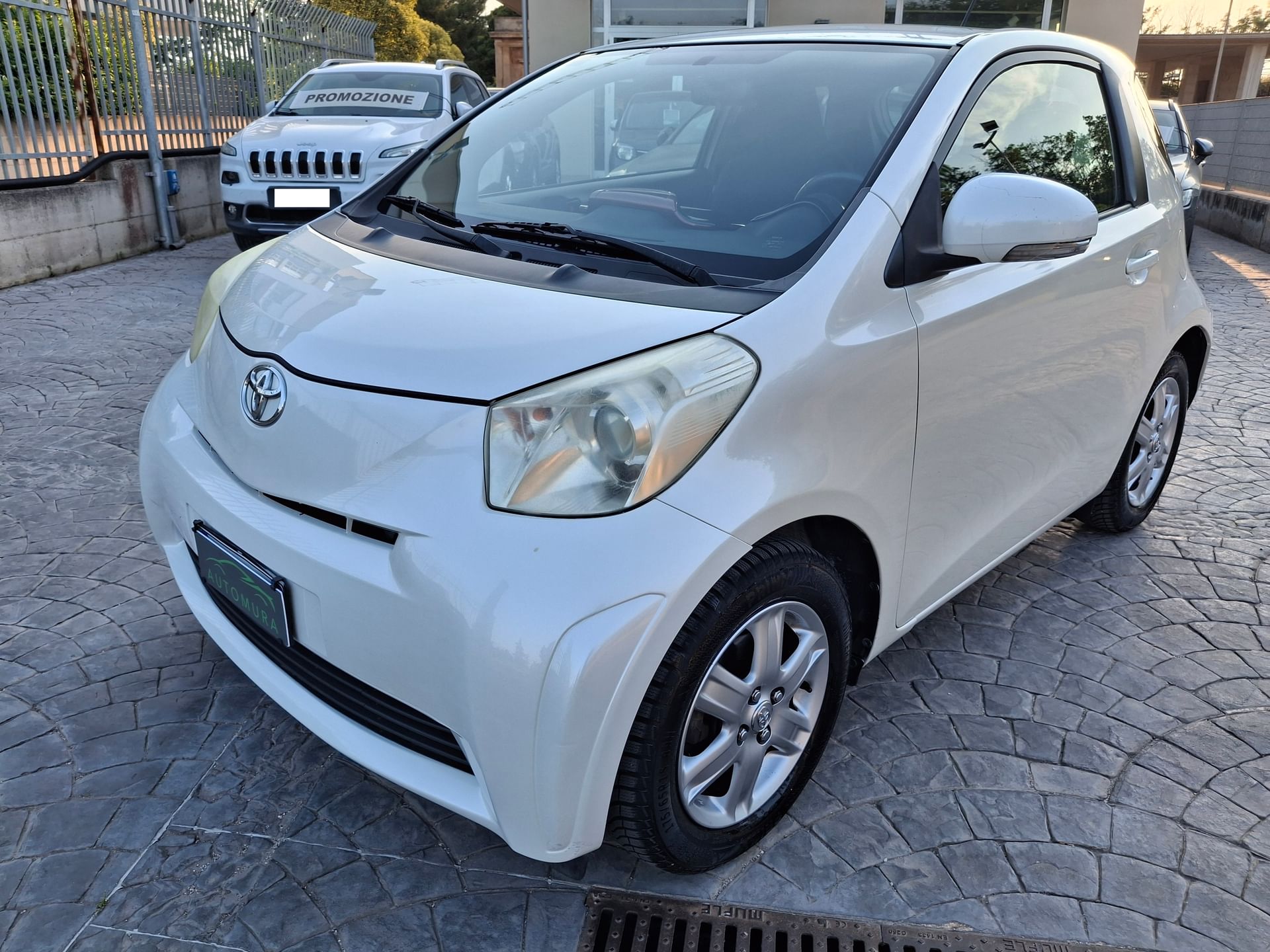 Toyota iQ