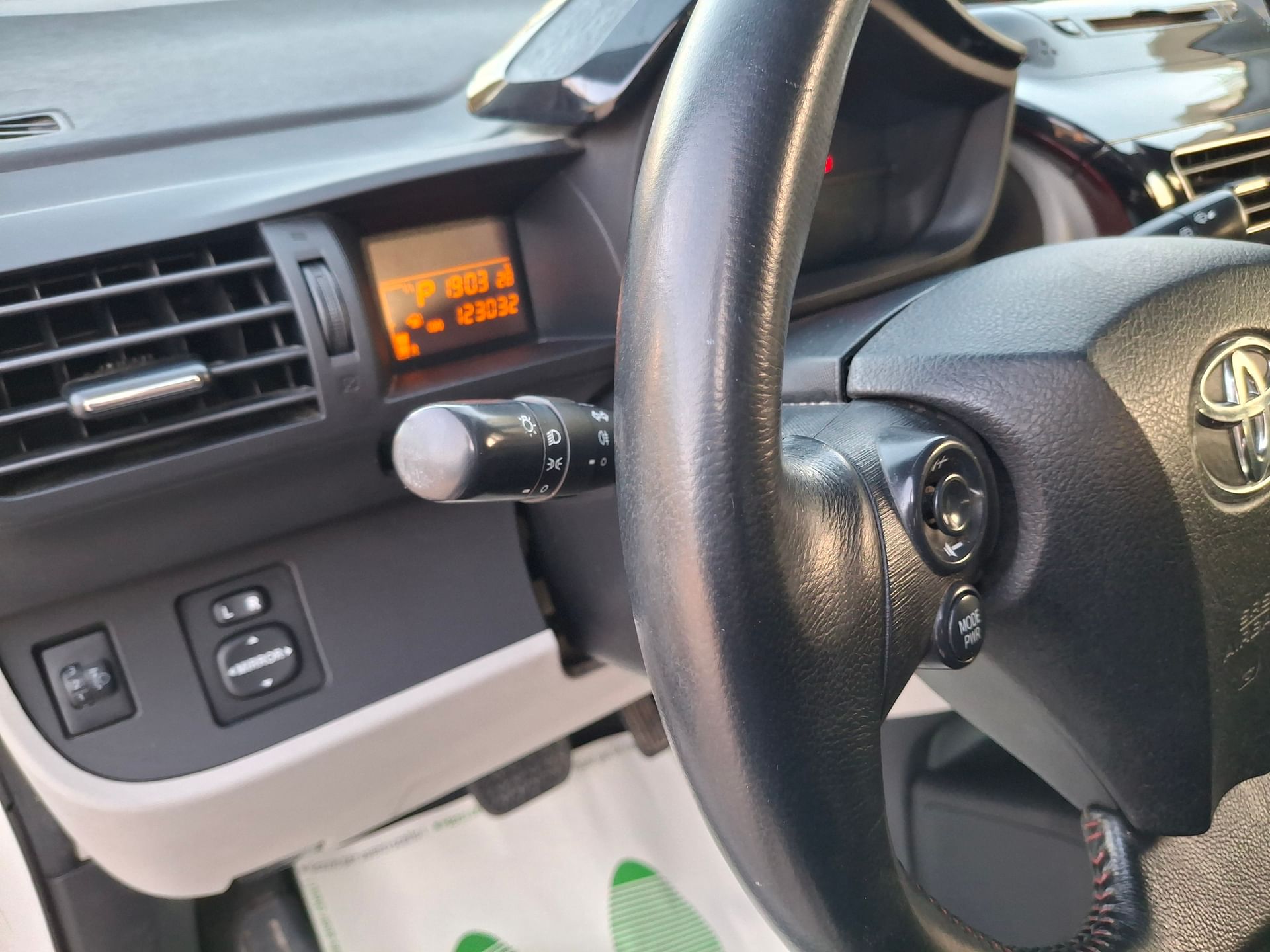 Toyota iQ