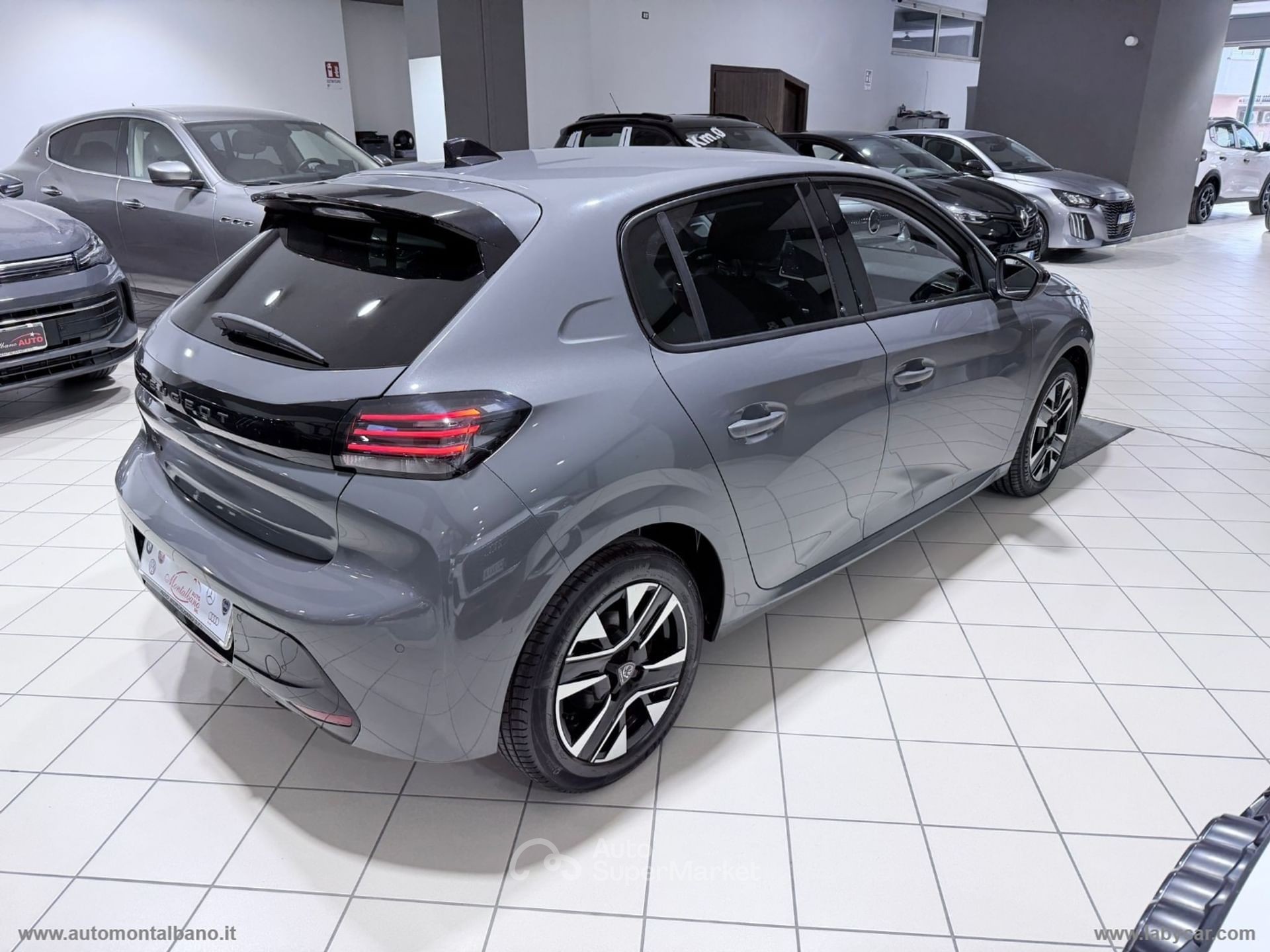 Peugeot 208