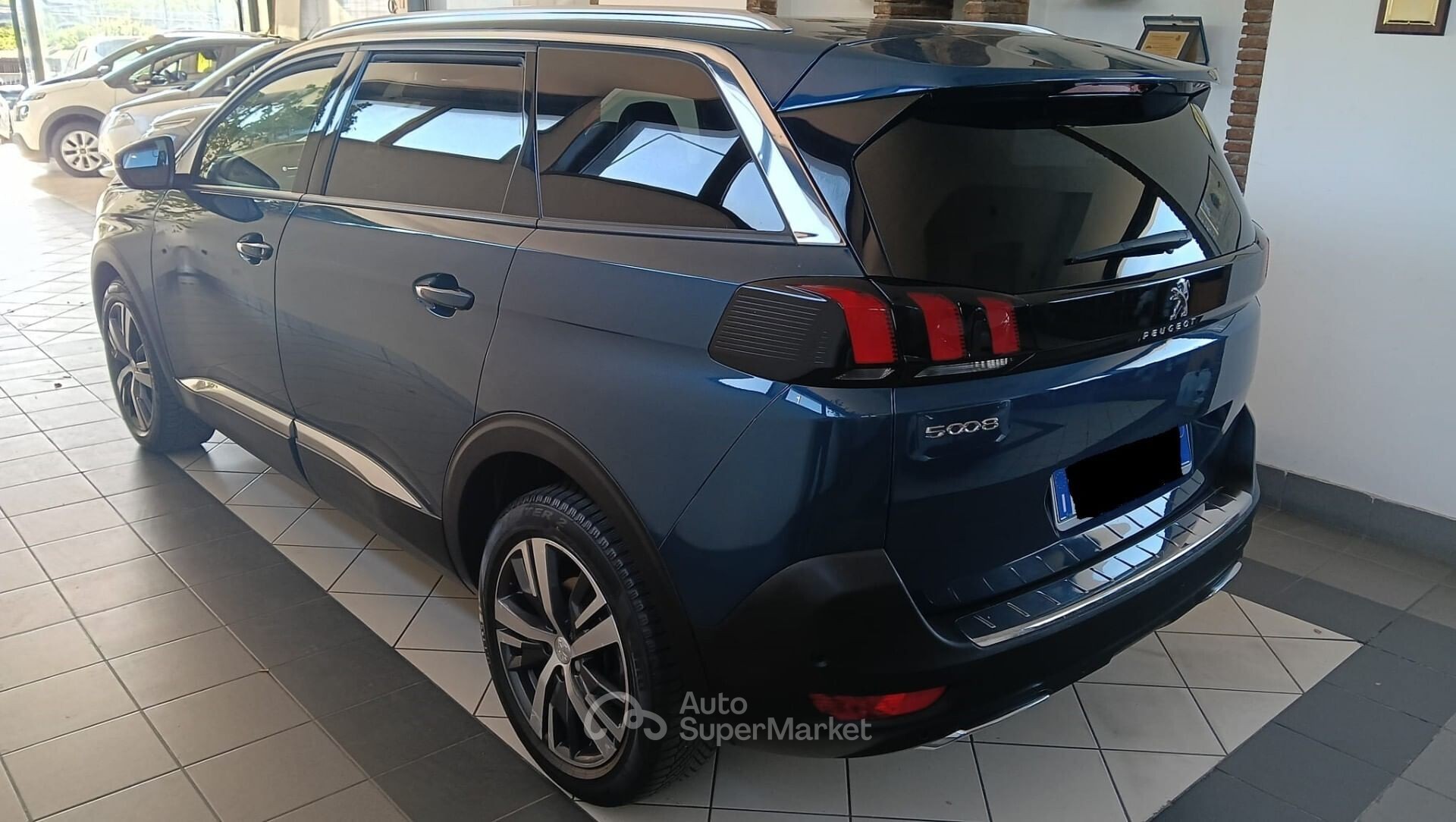 Peugeot 5008