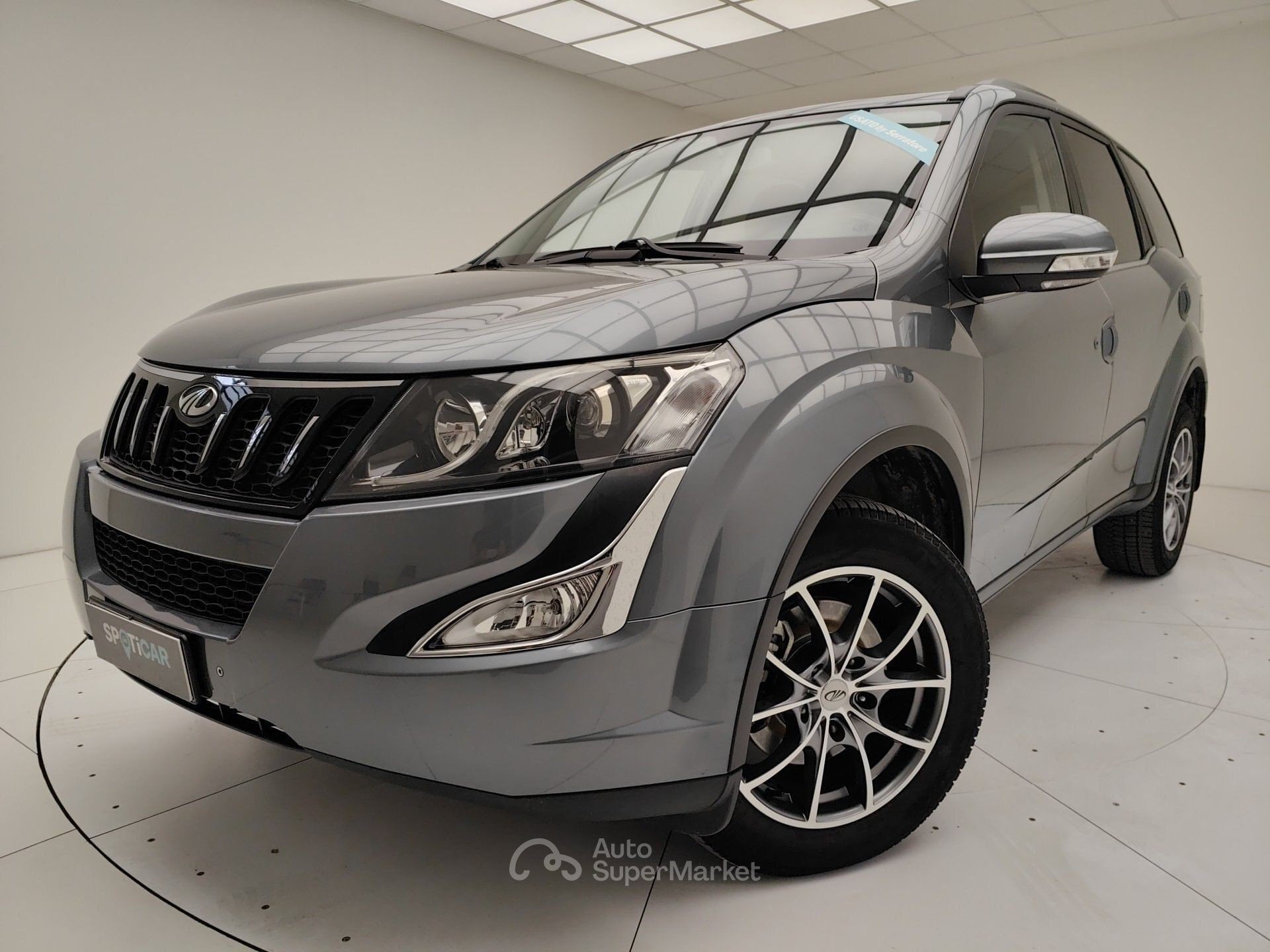 Mahindra XUV500