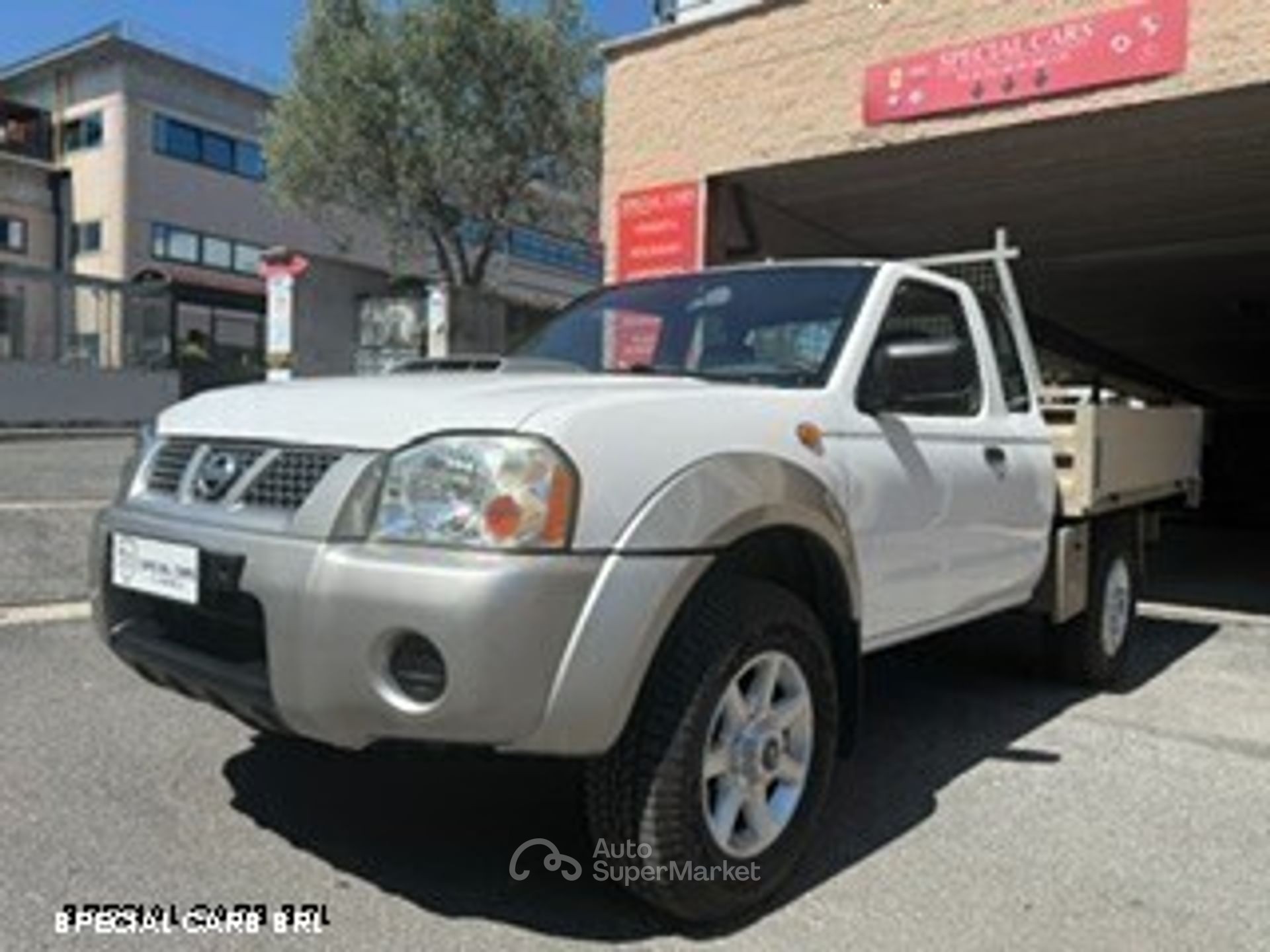 Nissan NP300