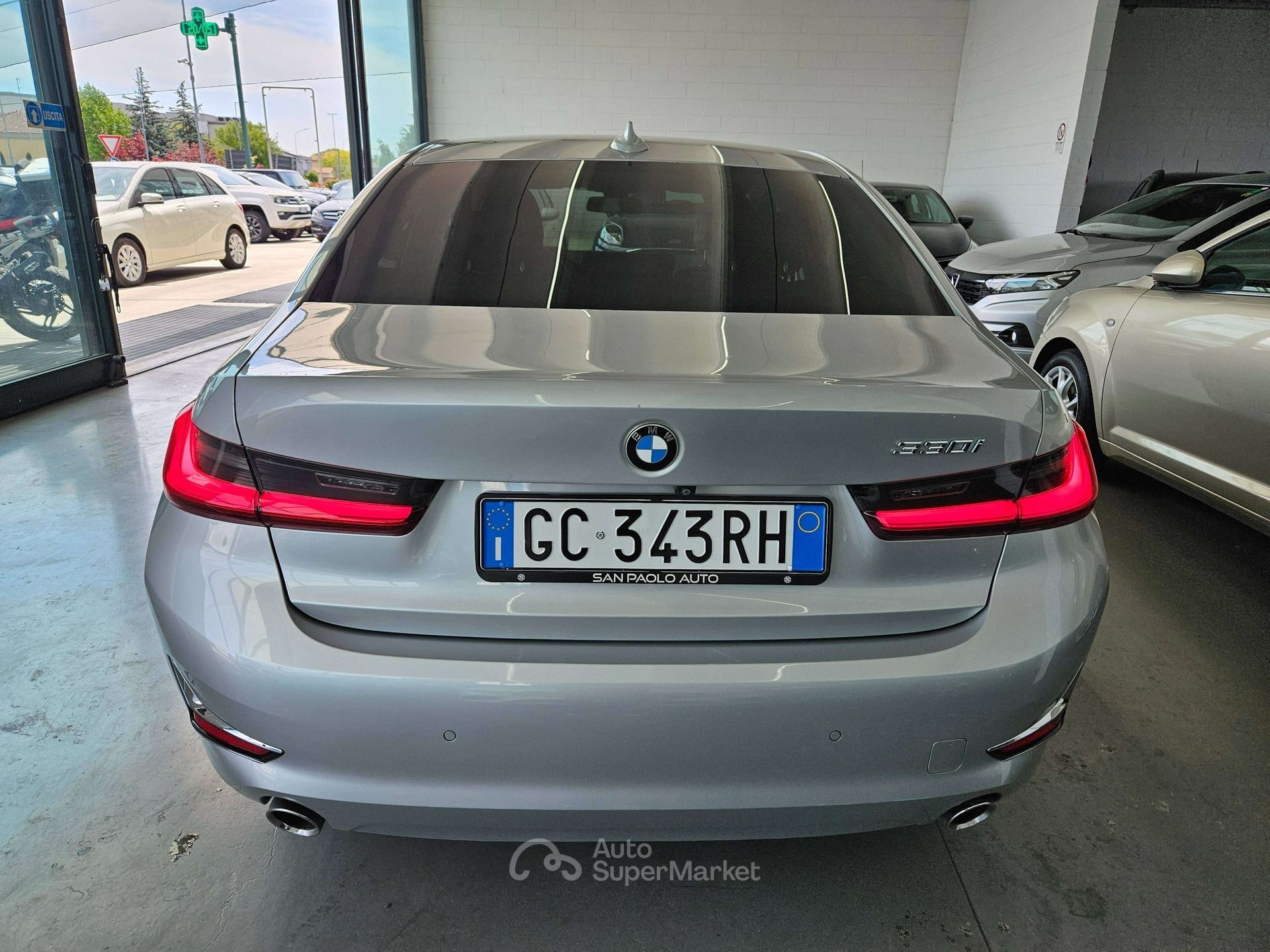 BMW Serie 3 330i