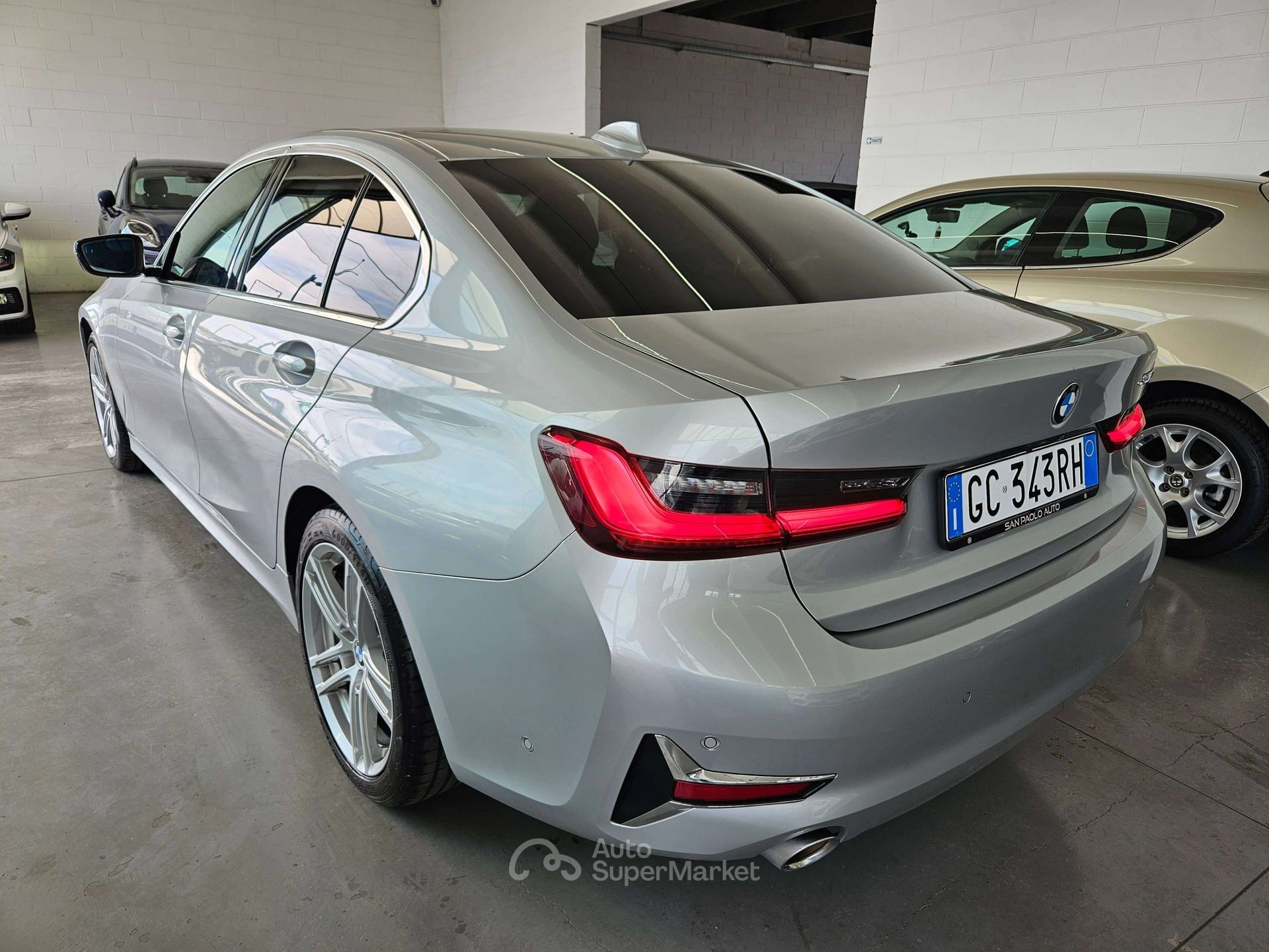 BMW Serie 3 330i