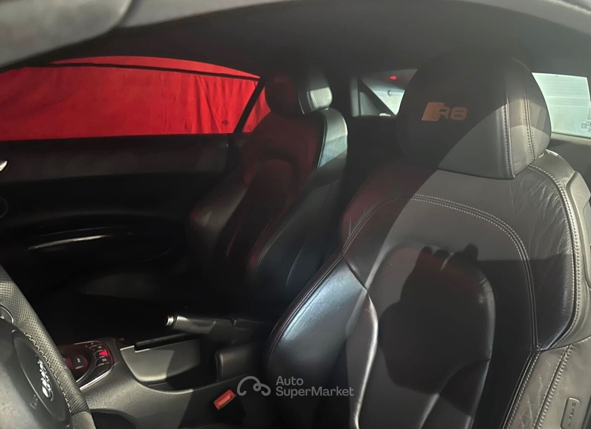 Audi R8