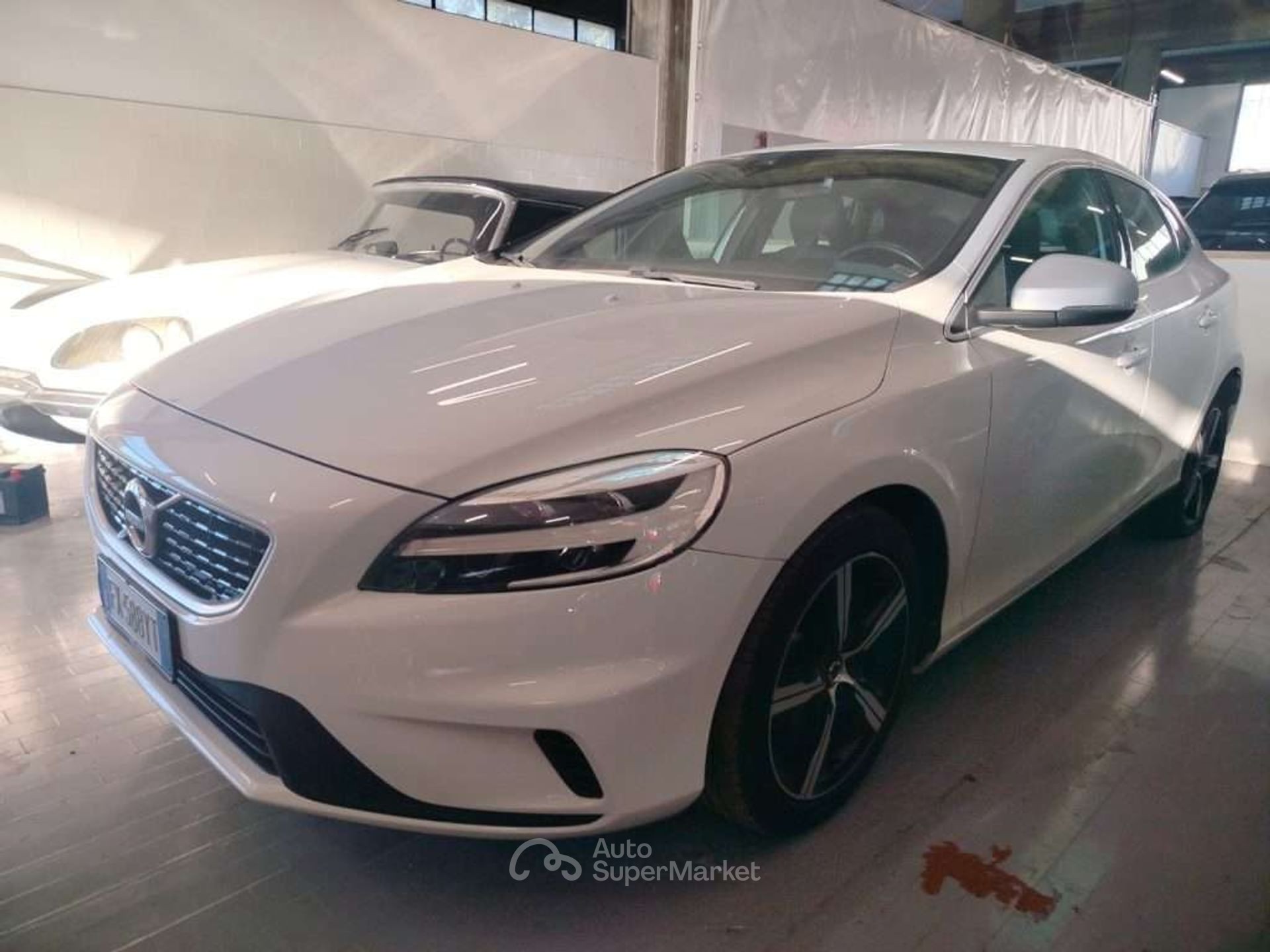 Volvo V40