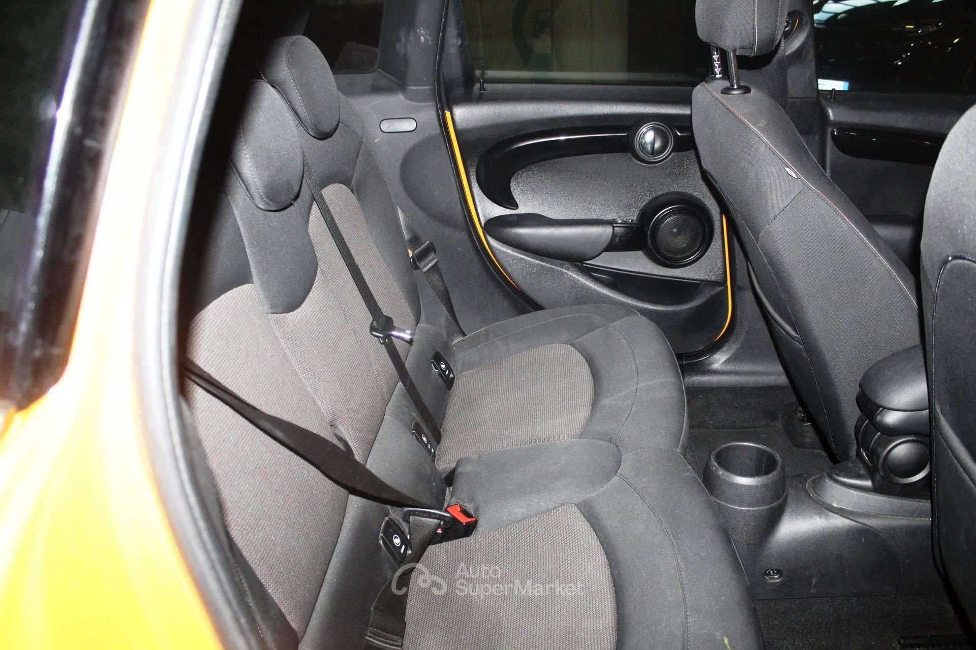 MINI 1.5 Cooper D Hype 5