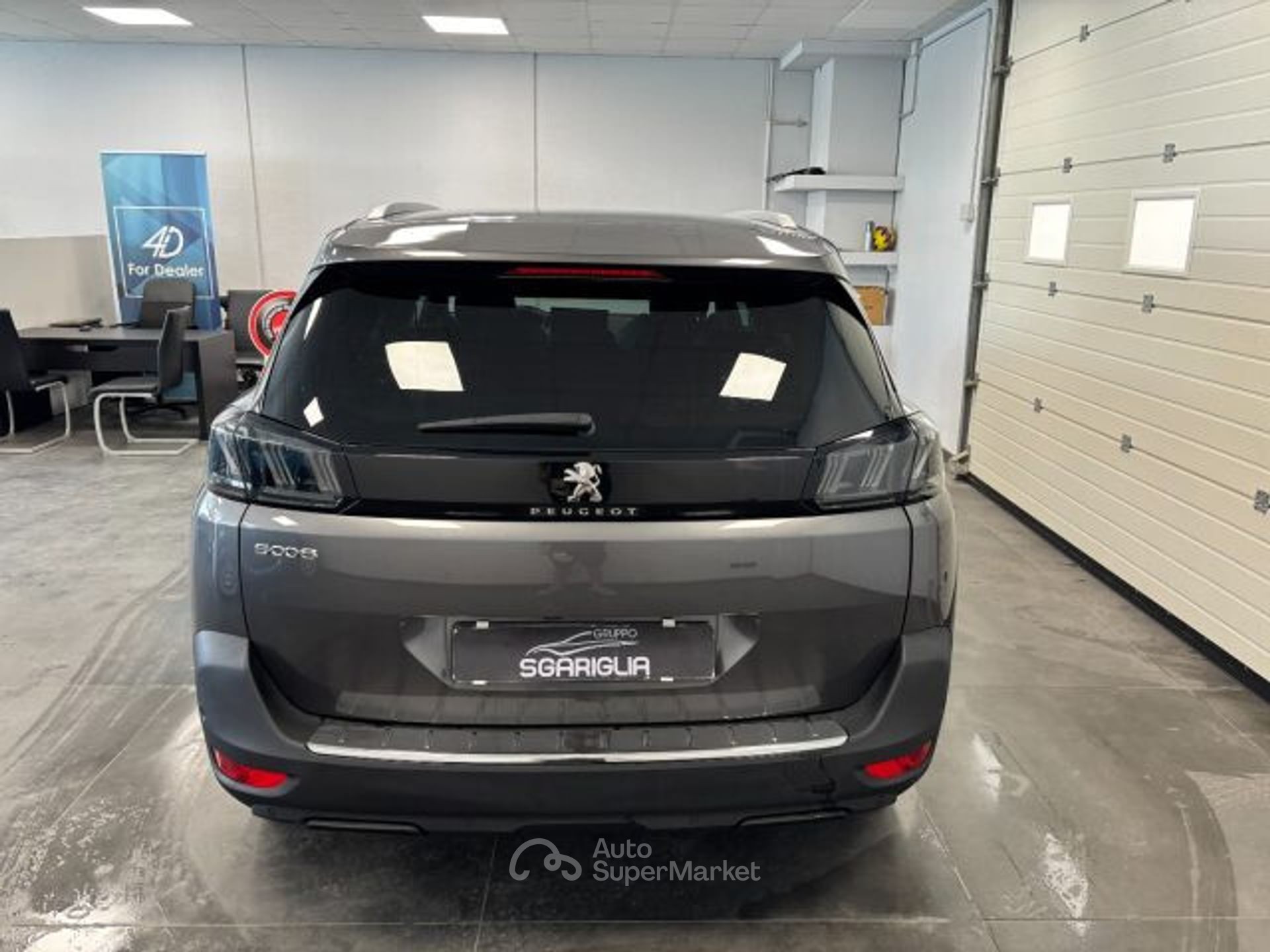 Peugeot 5008