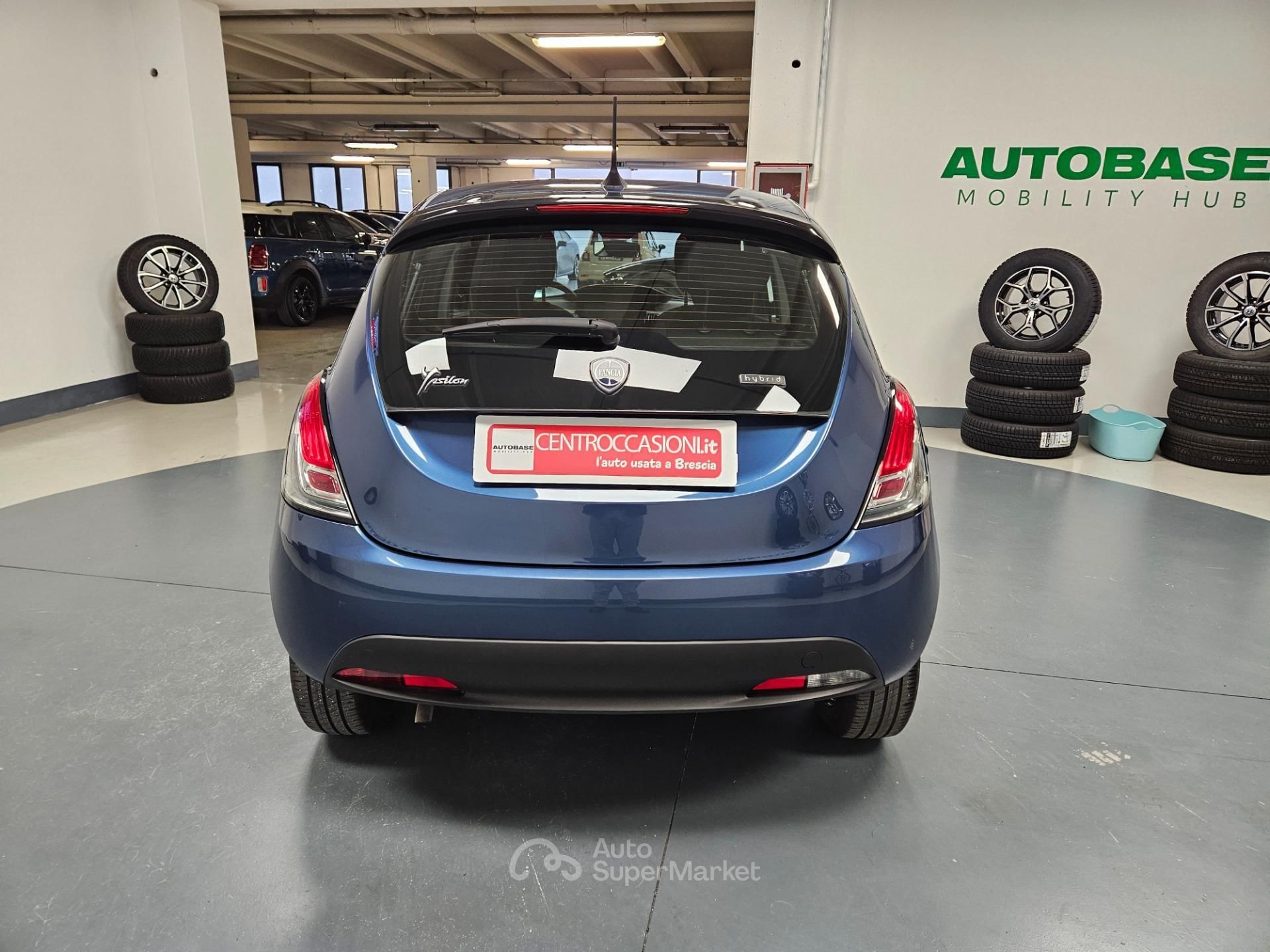 Lancia Ypsilon