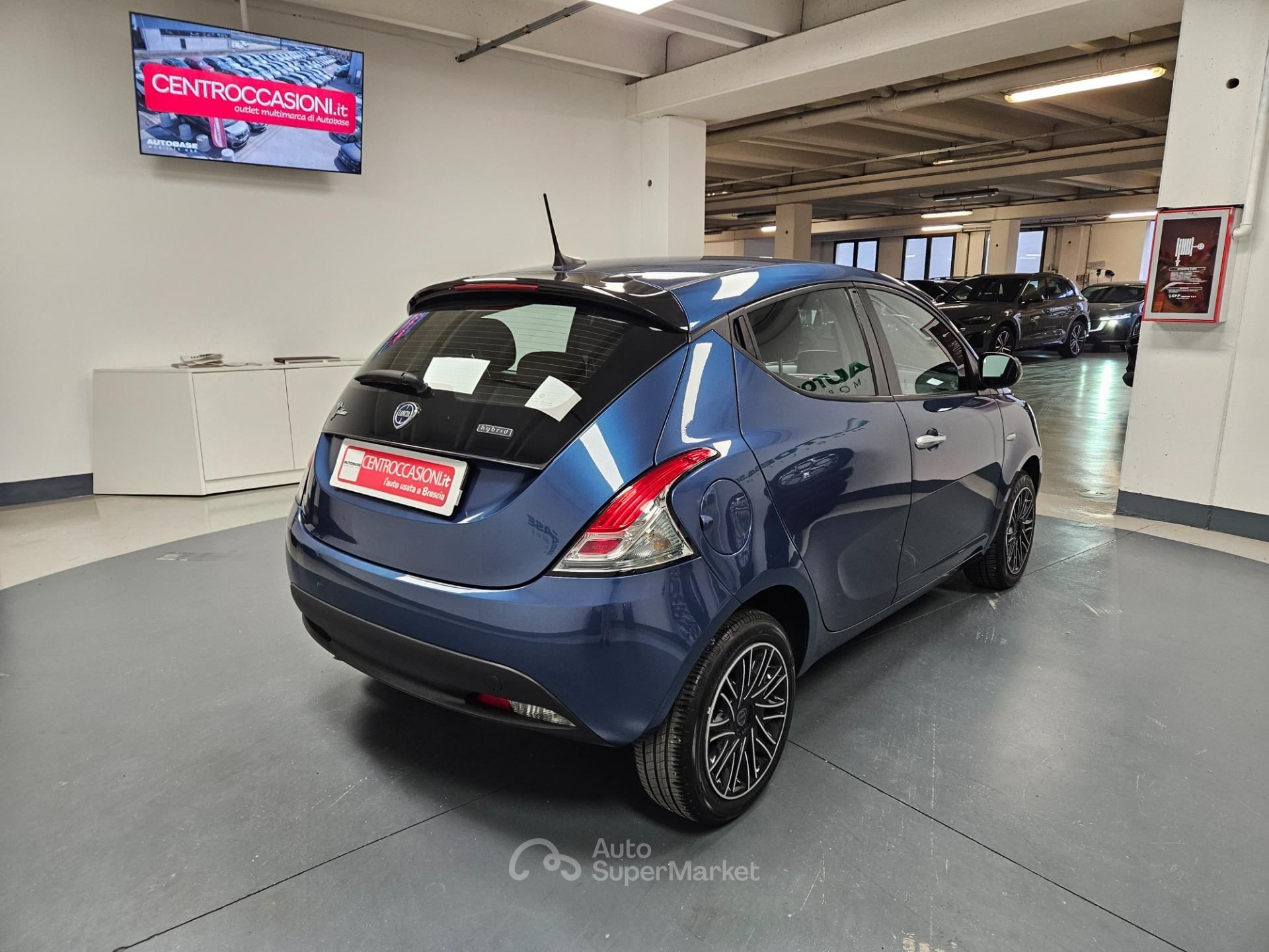 Lancia Ypsilon
