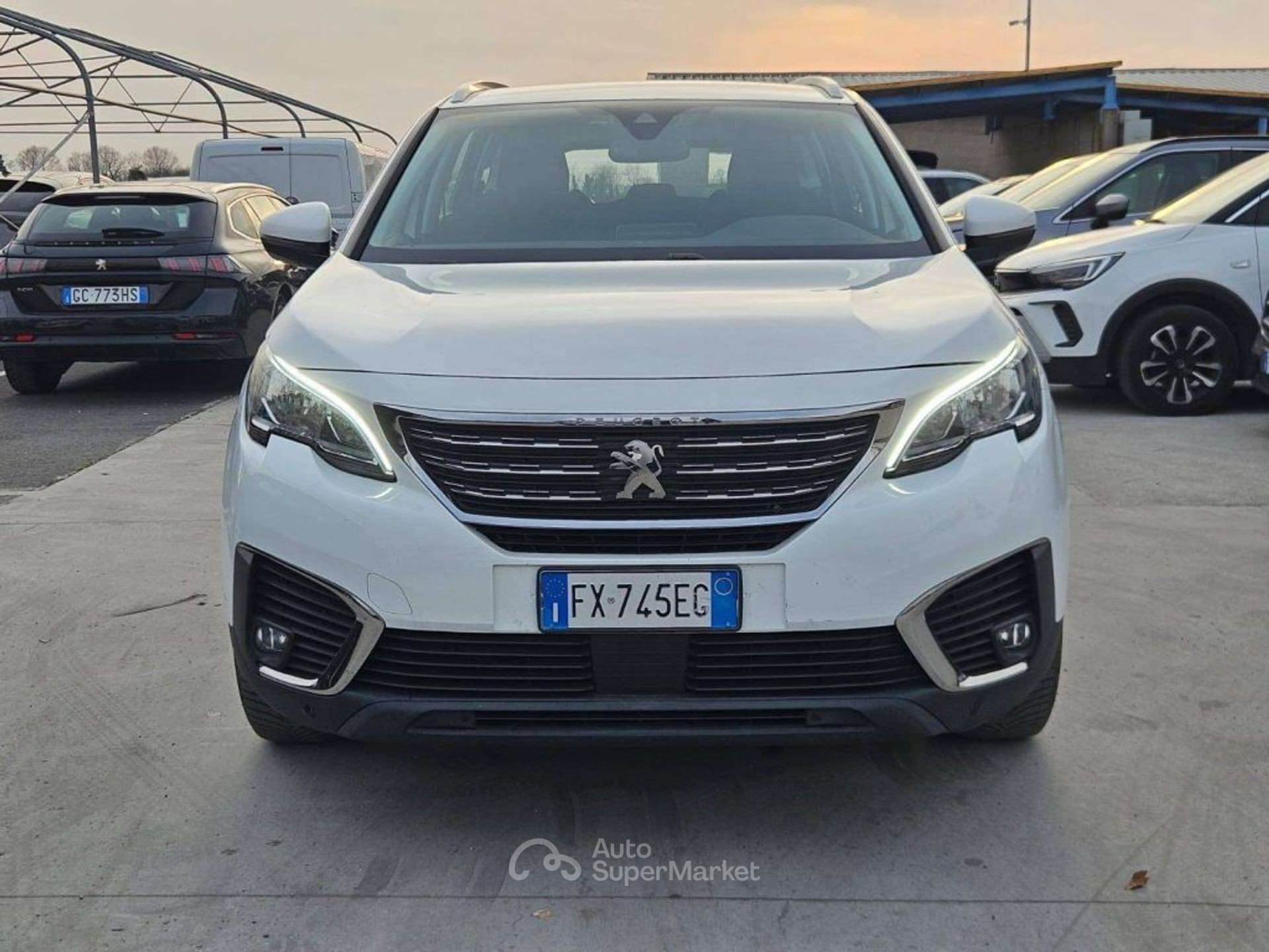 Peugeot 5008