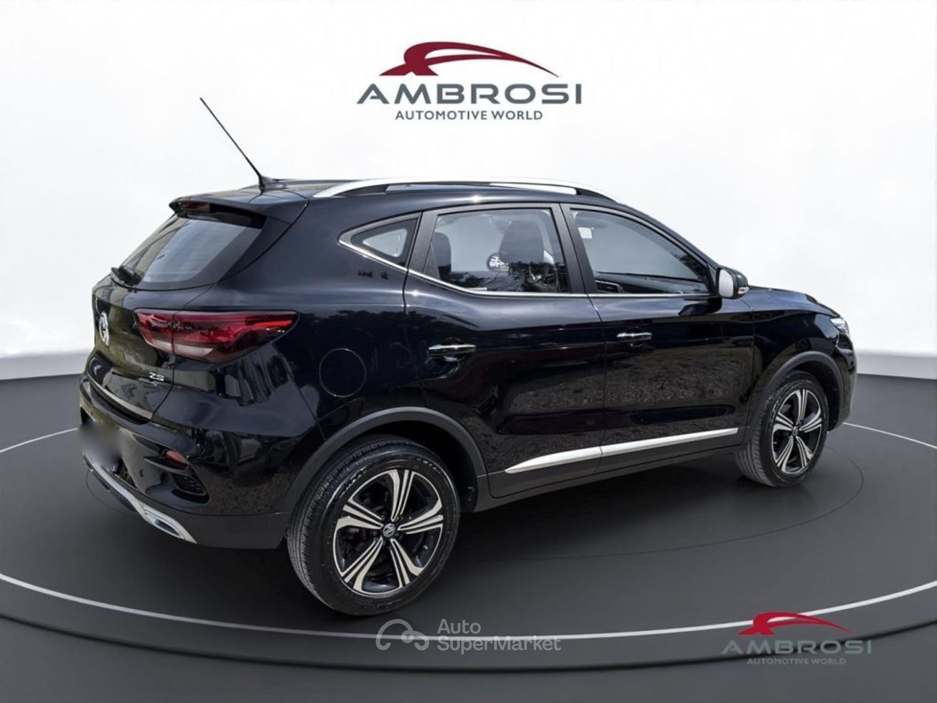 MG ZS