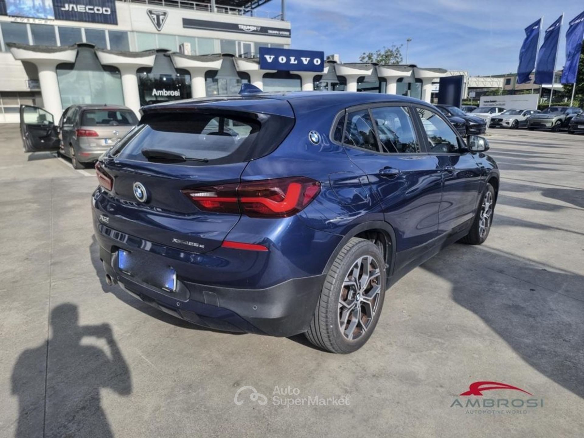 BMW X2