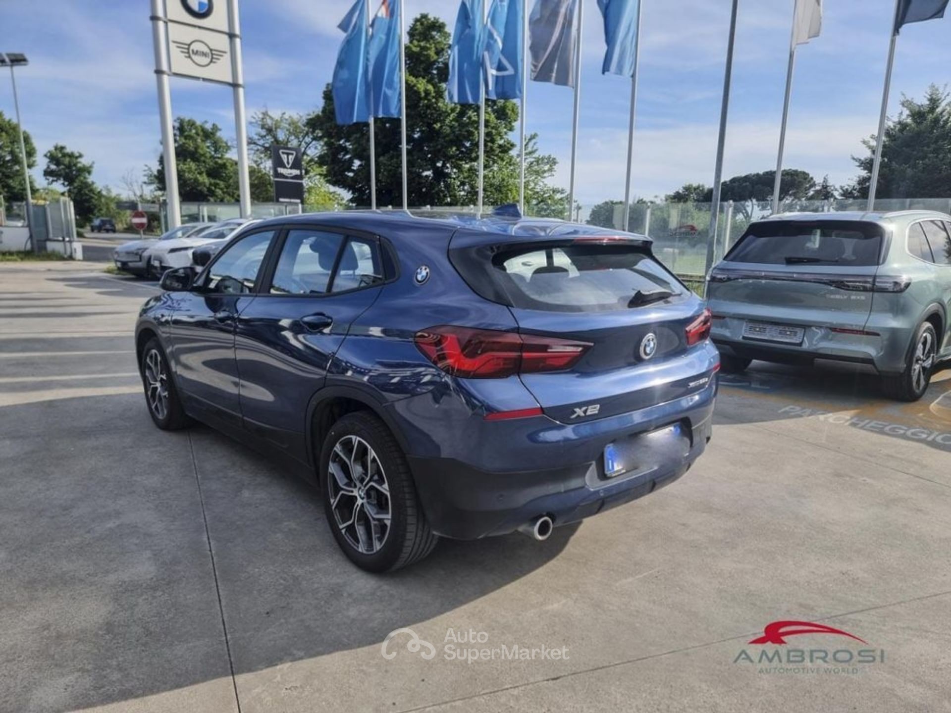 BMW X2
