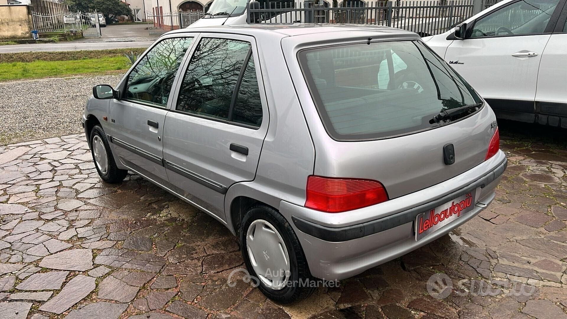 Peugeot 106
