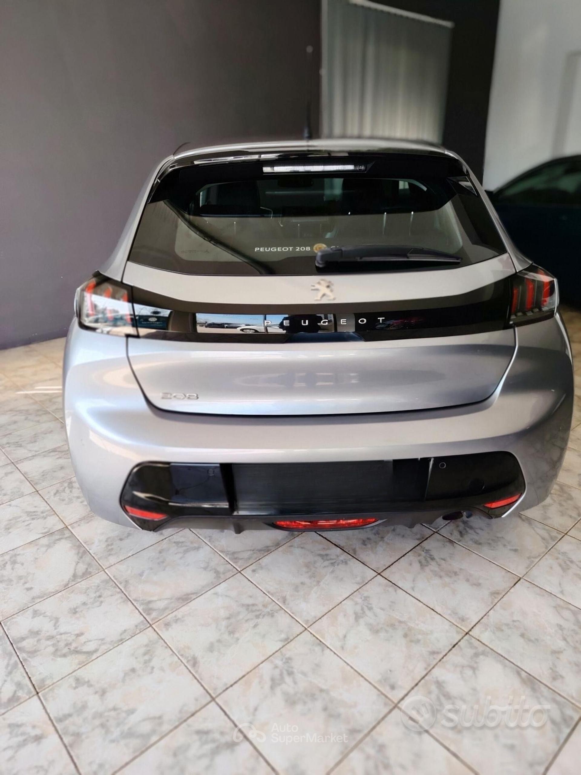 Peugeot 208