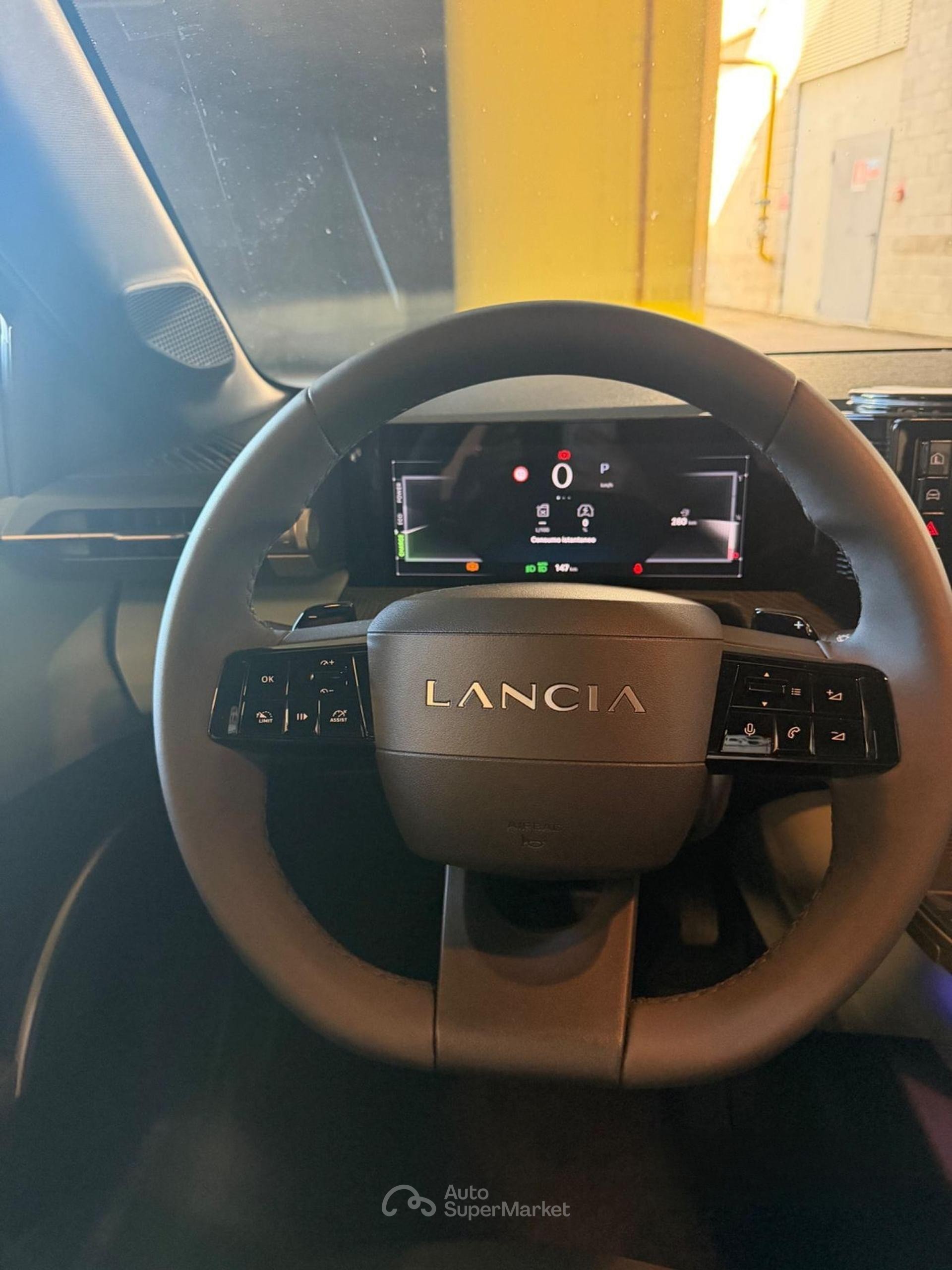 Lancia Ypsilon