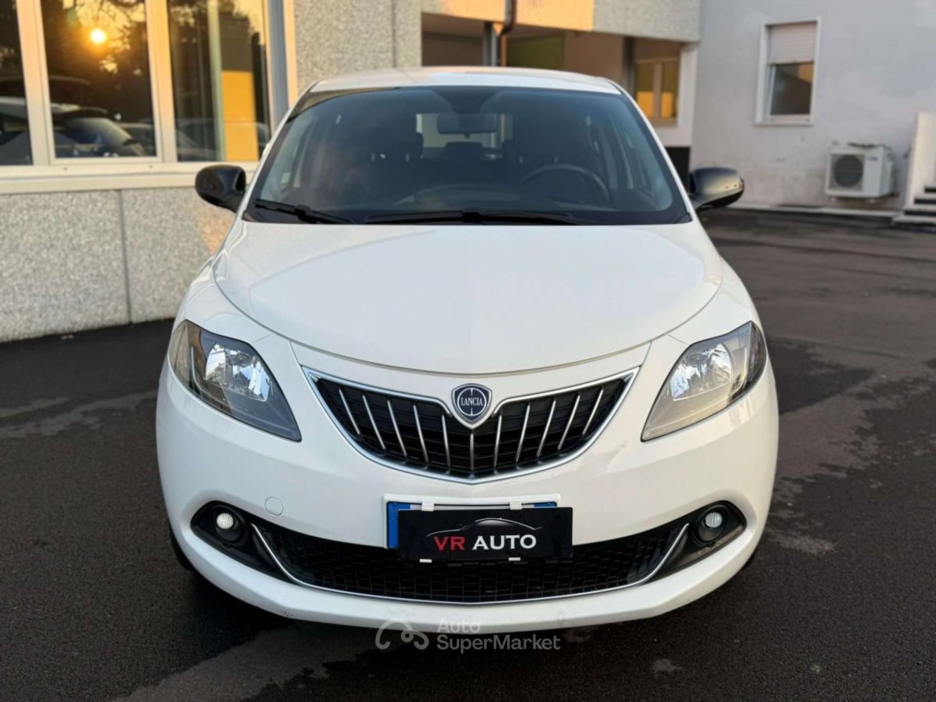 Lancia Ypsilon