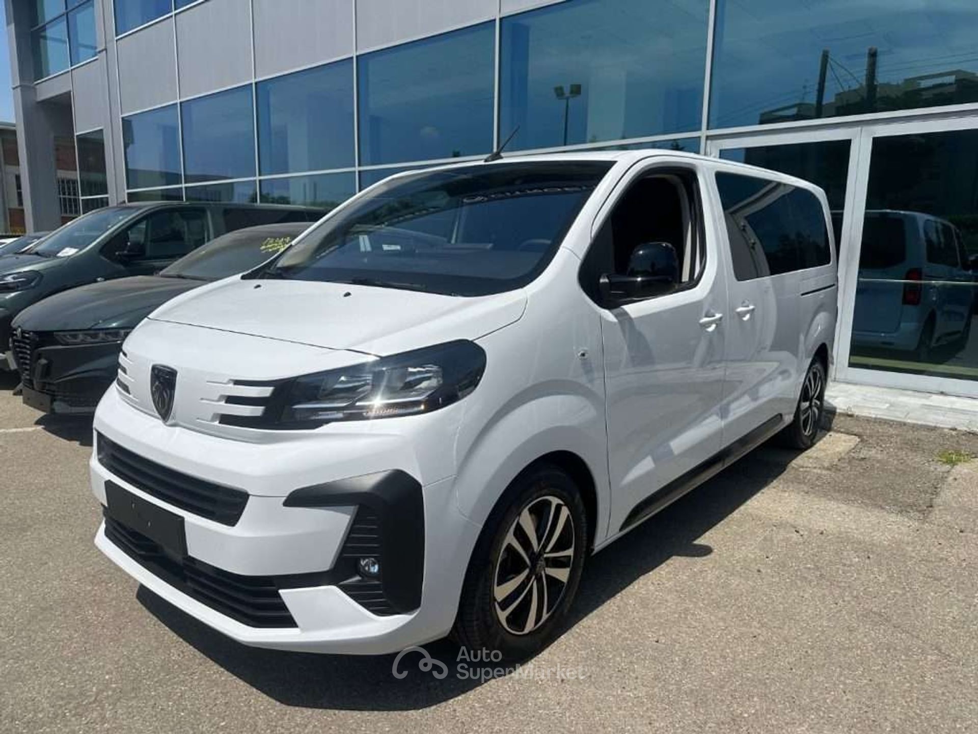 Peugeot Traveller