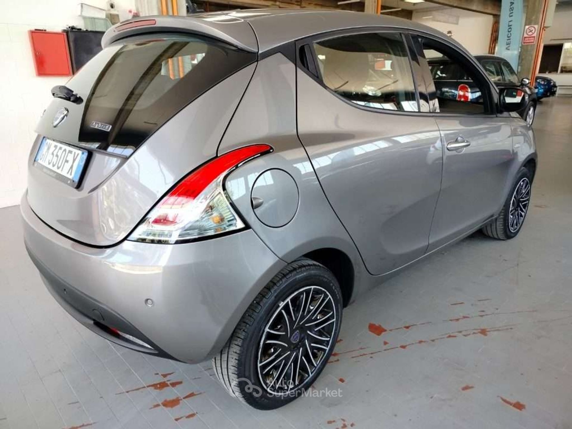 Lancia Ypsilon