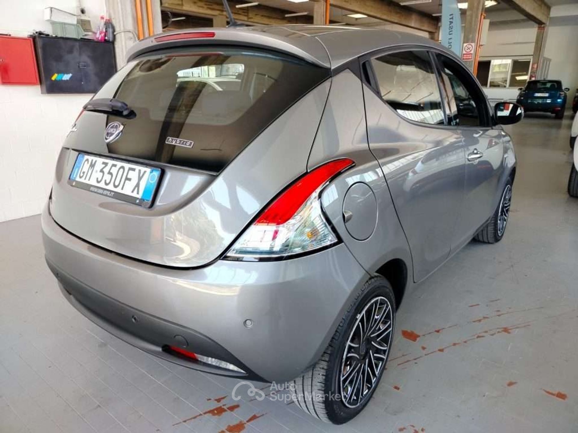 Lancia Ypsilon