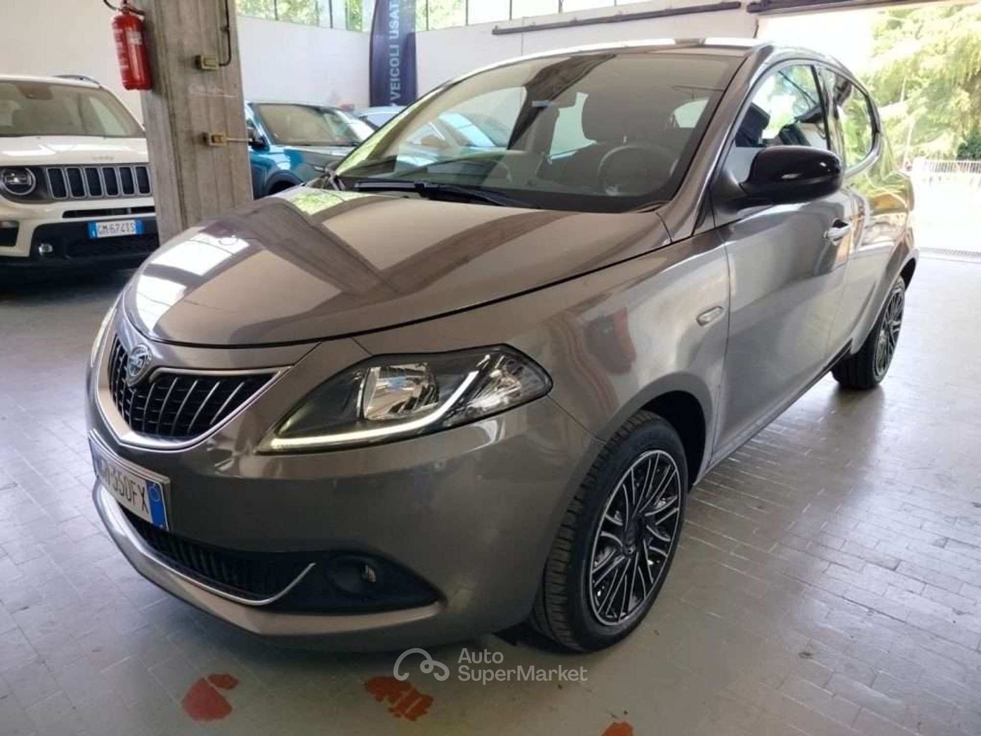 Lancia Ypsilon